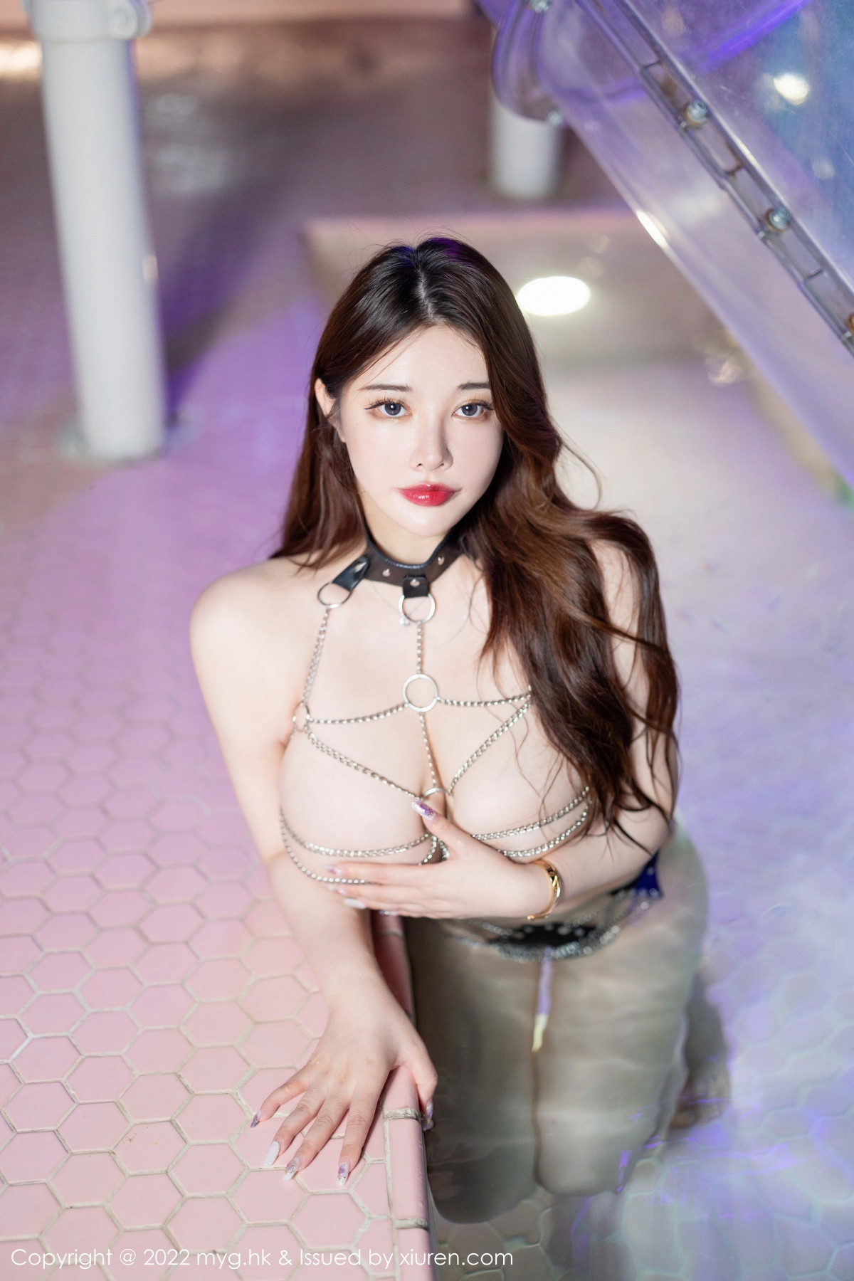 [MyGirl]高清写真图 2022.10.31 VOL.645 软软爱吃肉 泳池丰腴