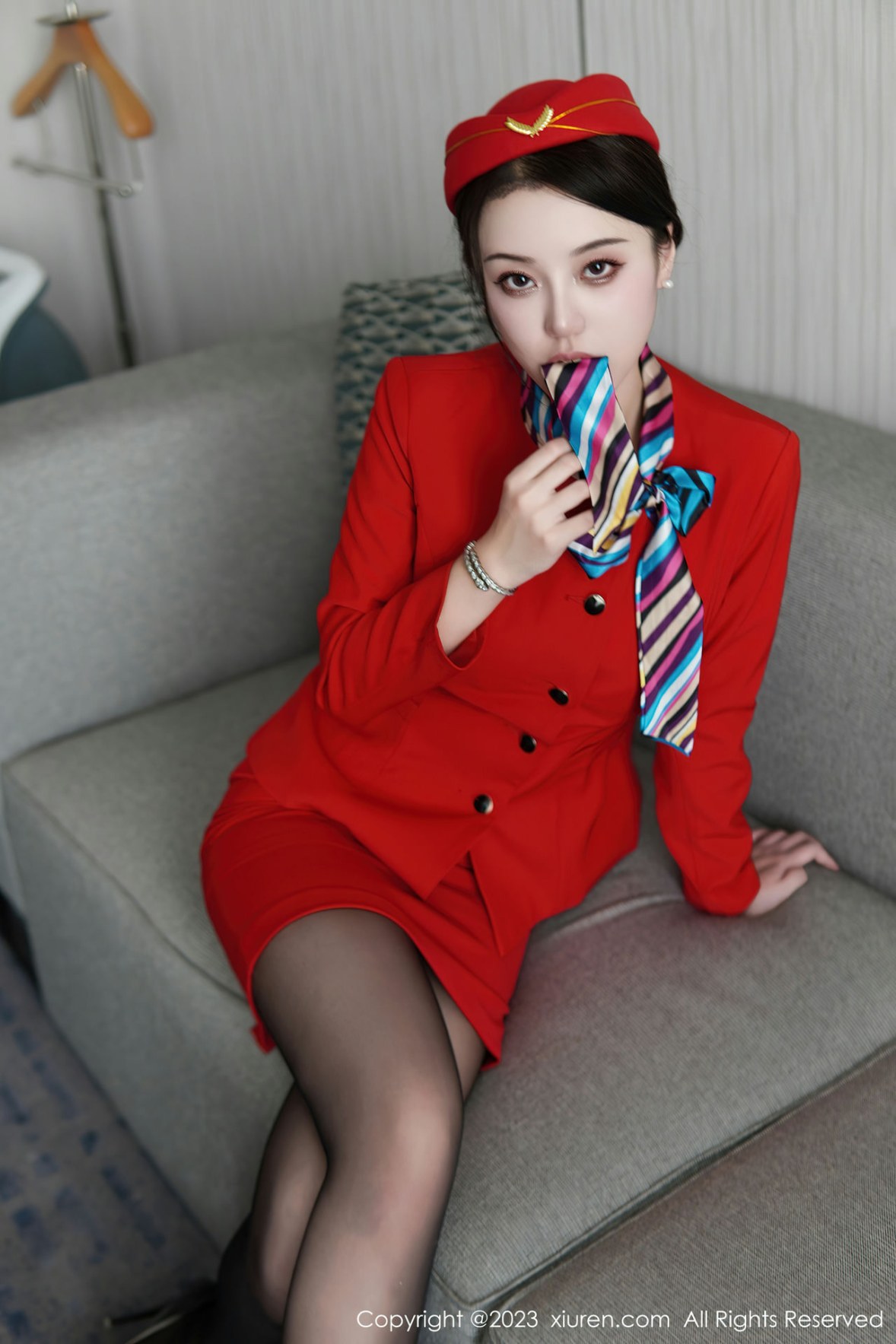 [XiuRen]高清写真图 2023.01.05 No.6088 米娜MnaL 制服黑丝