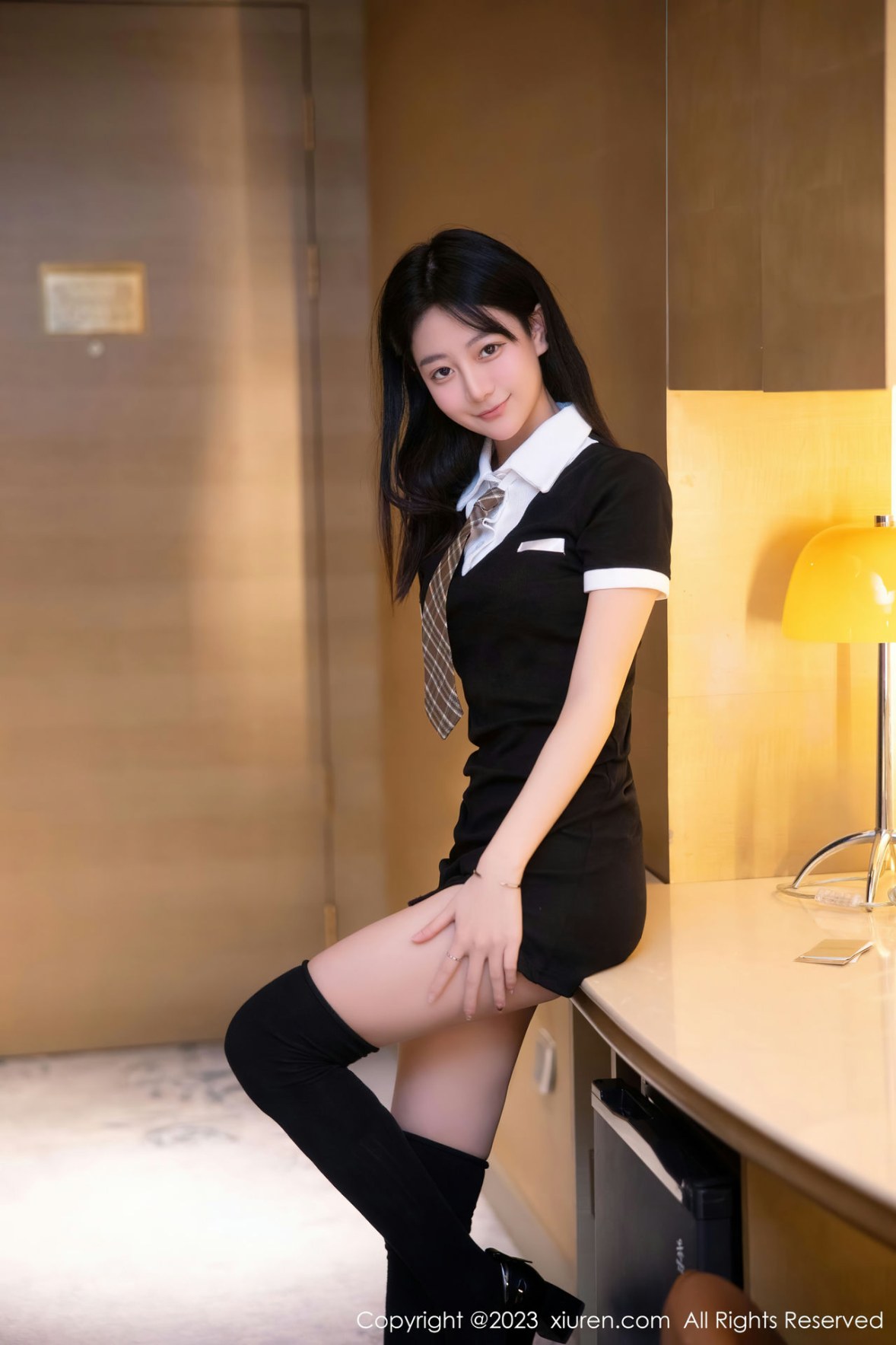 [XiuRen]高清写真图 2023.02.03 No.6210 谢小蒽 新人美腿