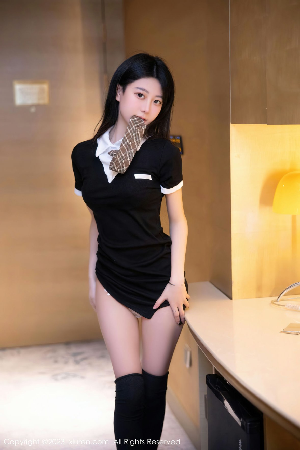 [XiuRen]高清写真图 2023.02.03 No.6210 谢小蒽 新人美腿