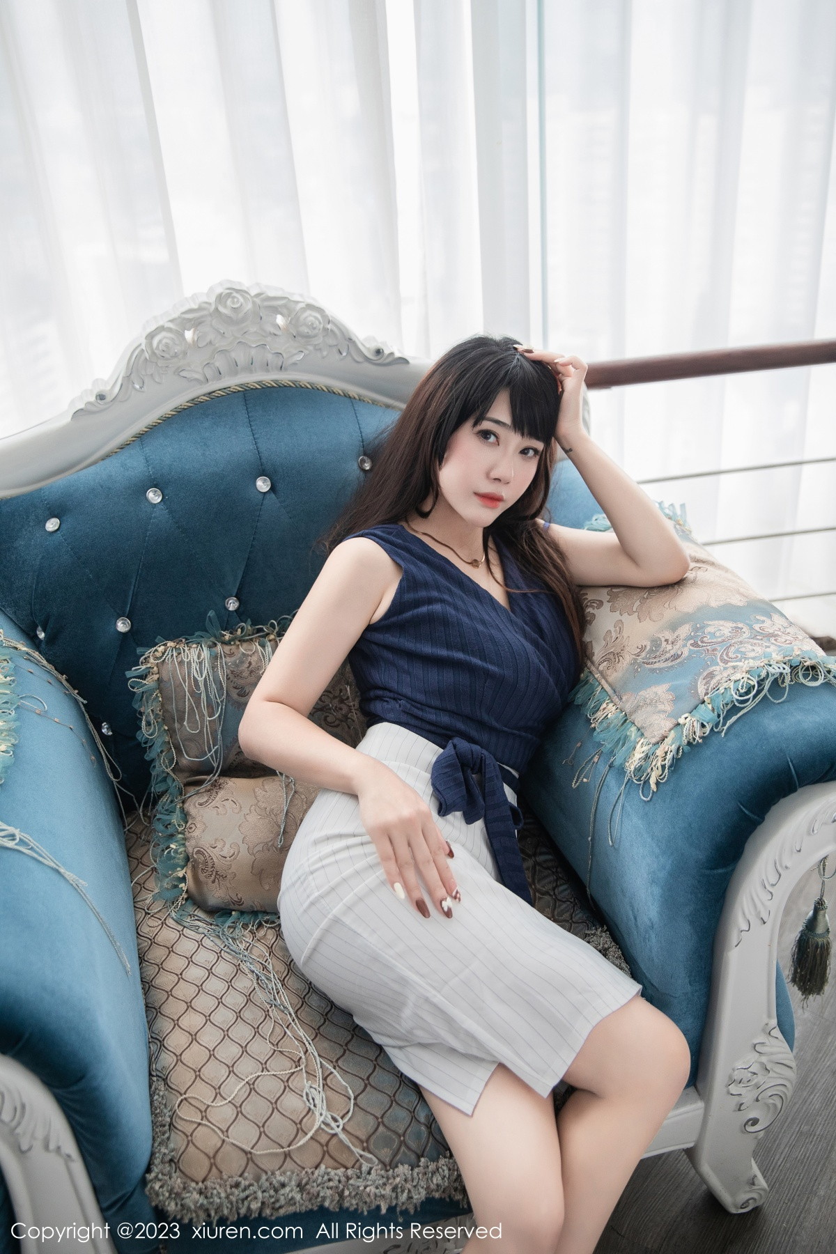 [XiuRen]高清写真图 2023.02.16 No.6272 严利娅Yuliya 短裙美腿