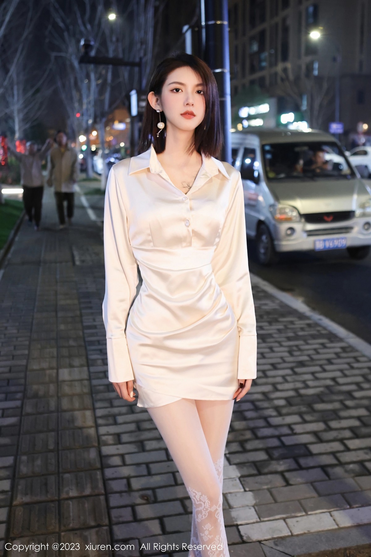 [XiuRen]高清写真图 2023.03.10 No.6393 乔一一 丝袜美腿