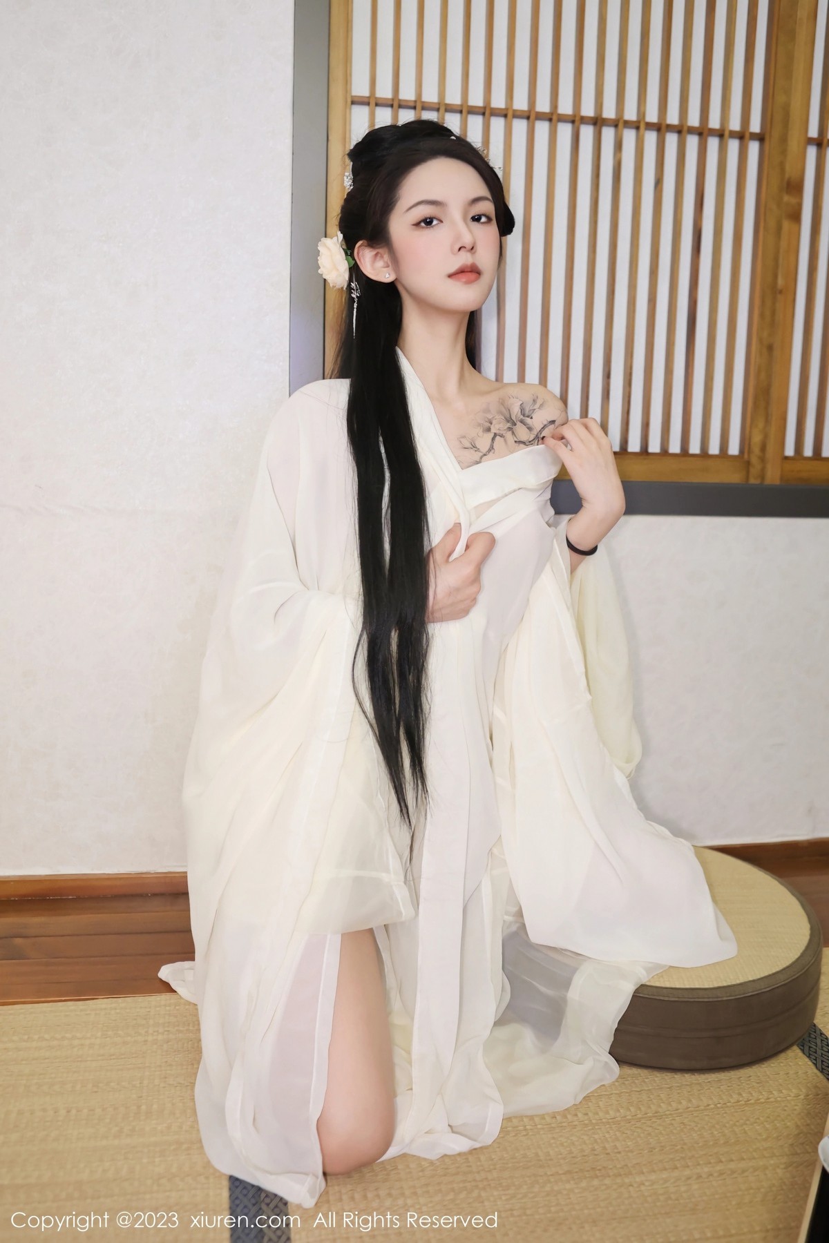 [XiuRen]高清写真图 2023.03.17 No.6430 乔一一 古装美腿