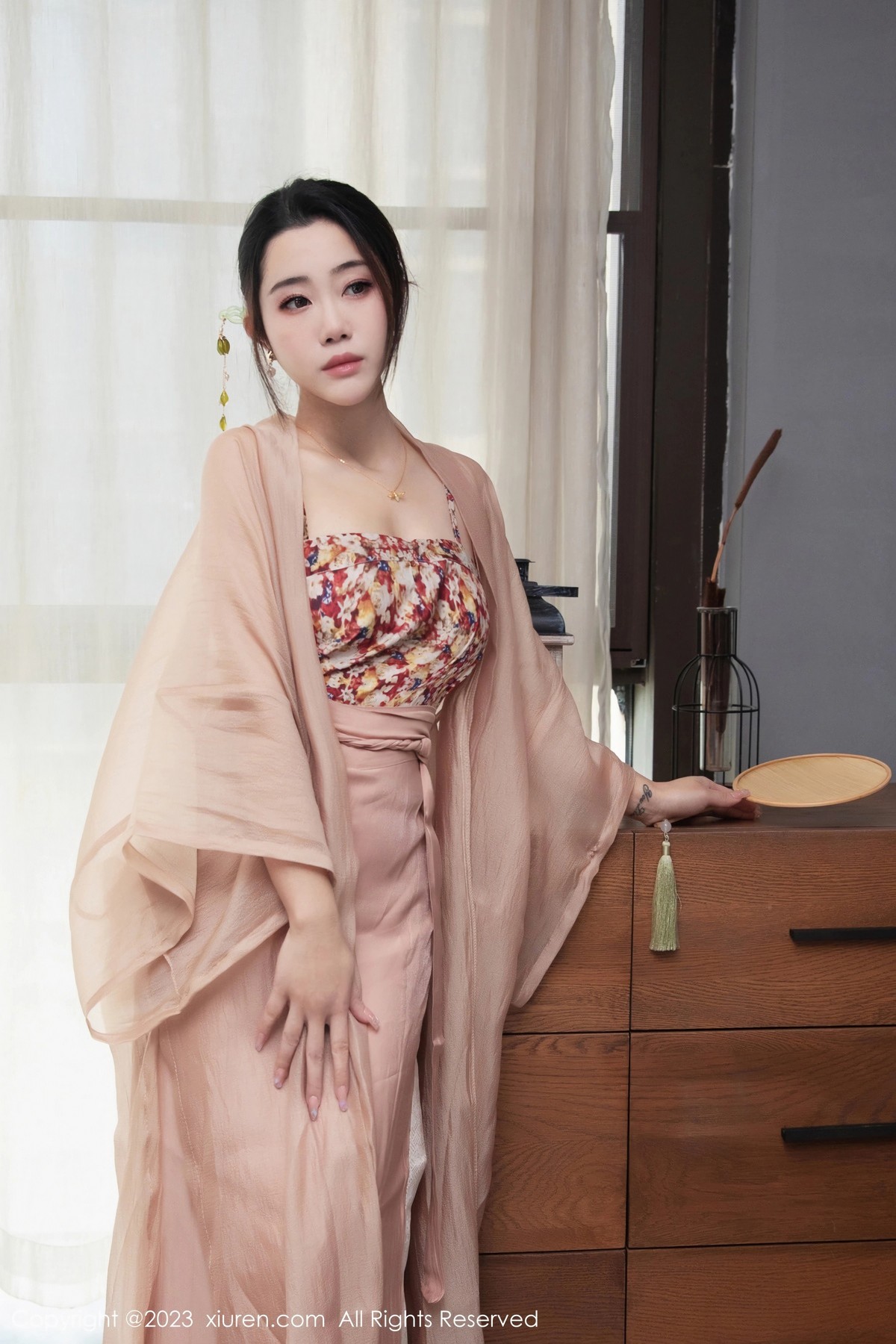 [XiuRen]高清写真图 2023.03.23 No.6457 严利娅Yuliya 汉服美臀