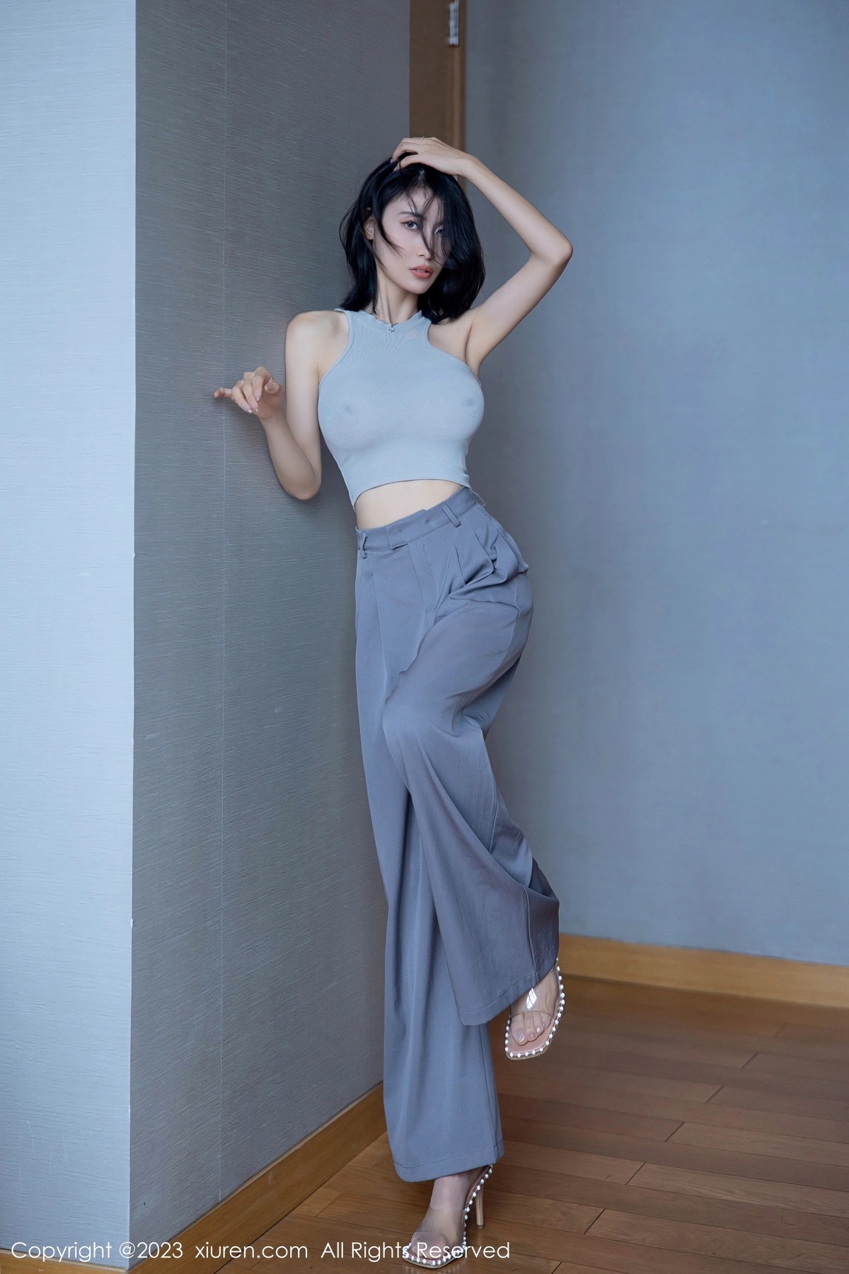 [XiuRen]高清写真图 2023.04.11 No.6552 lingyu69 丰腴美腿