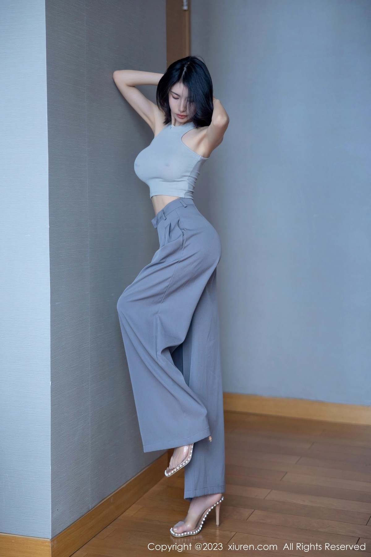 [XiuRen]高清写真图 2023.04.11 No.6552 lingyu69 丰腴美腿