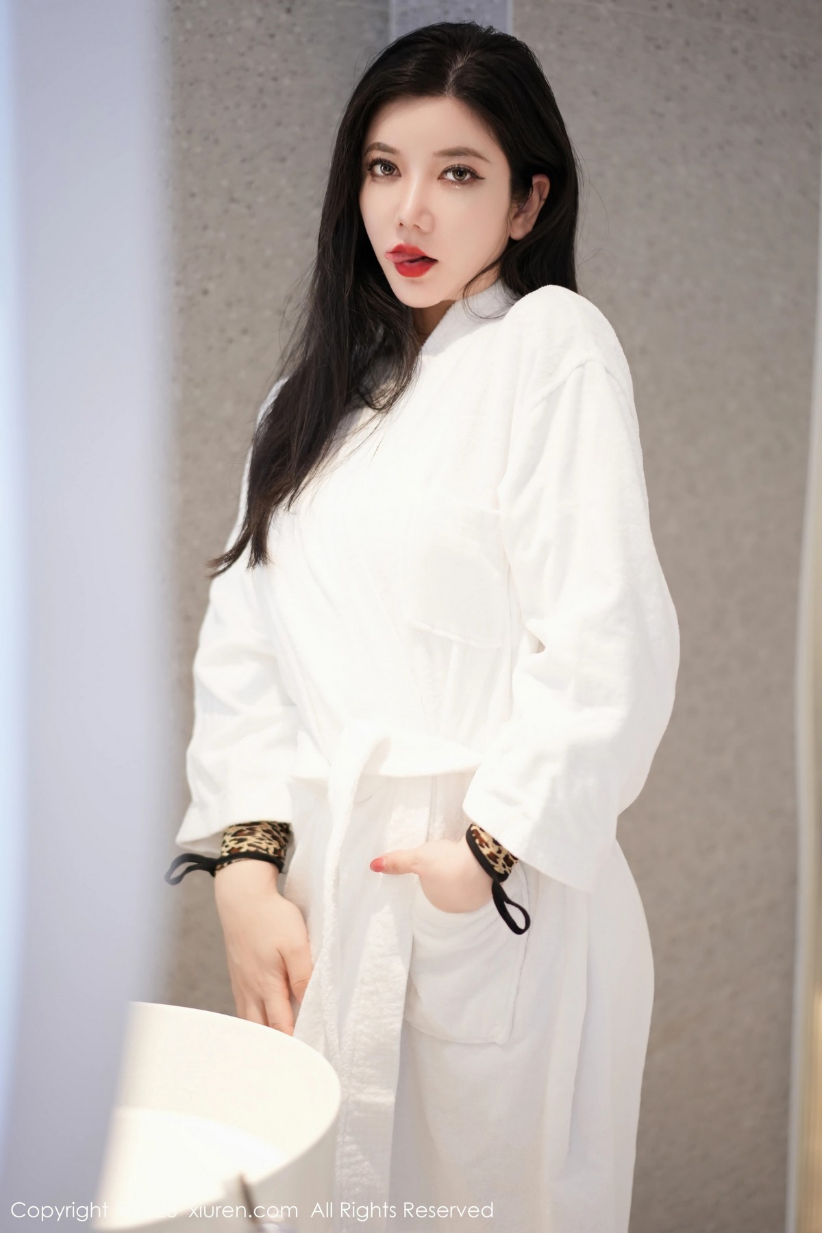 [XiuRen]高清写真图 2023.04.24 No.6625 心妍小公主 丰腴美臀