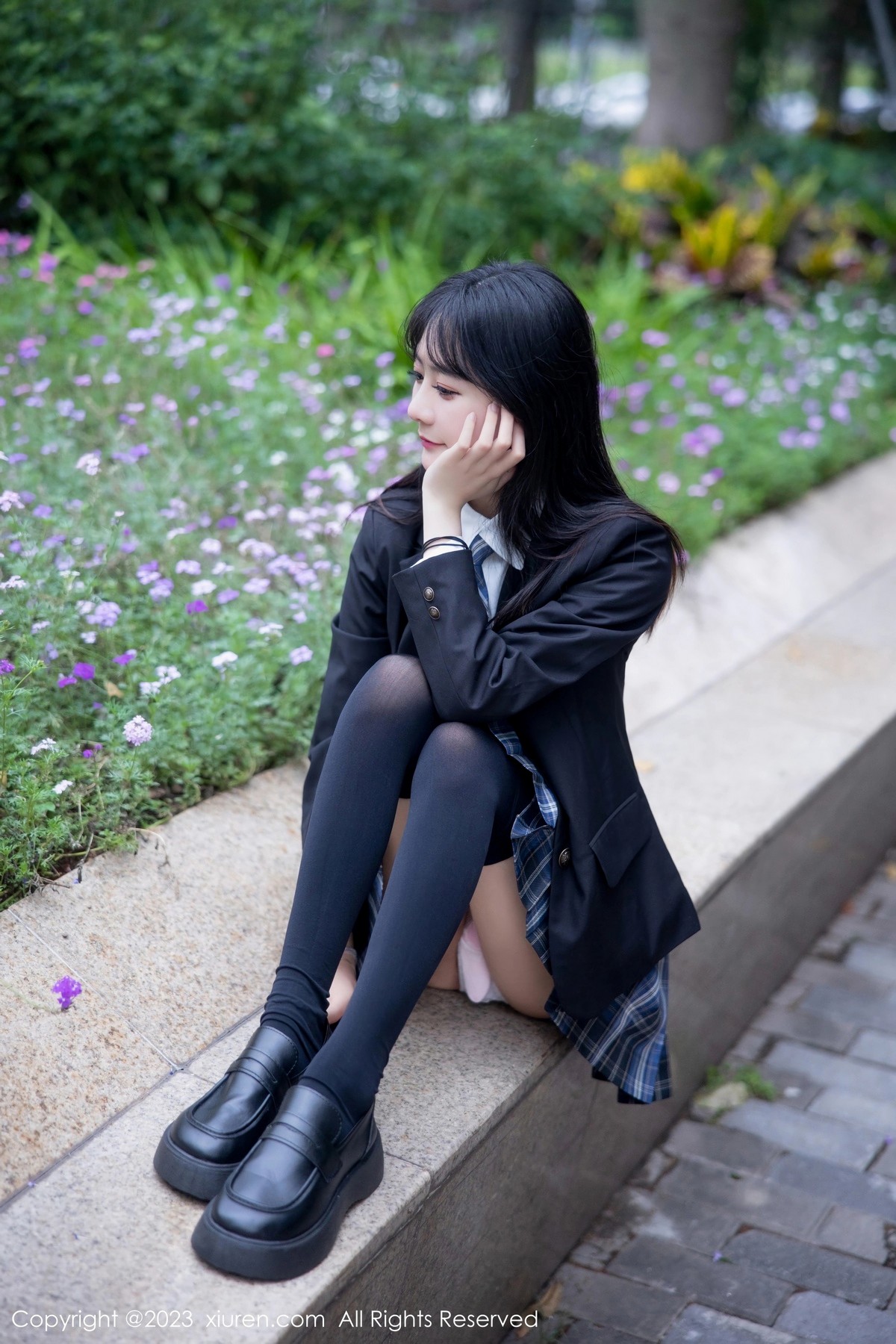 [XiuRen]高清写真图 2023.04.28 No.6662 幼幼 制服美腿