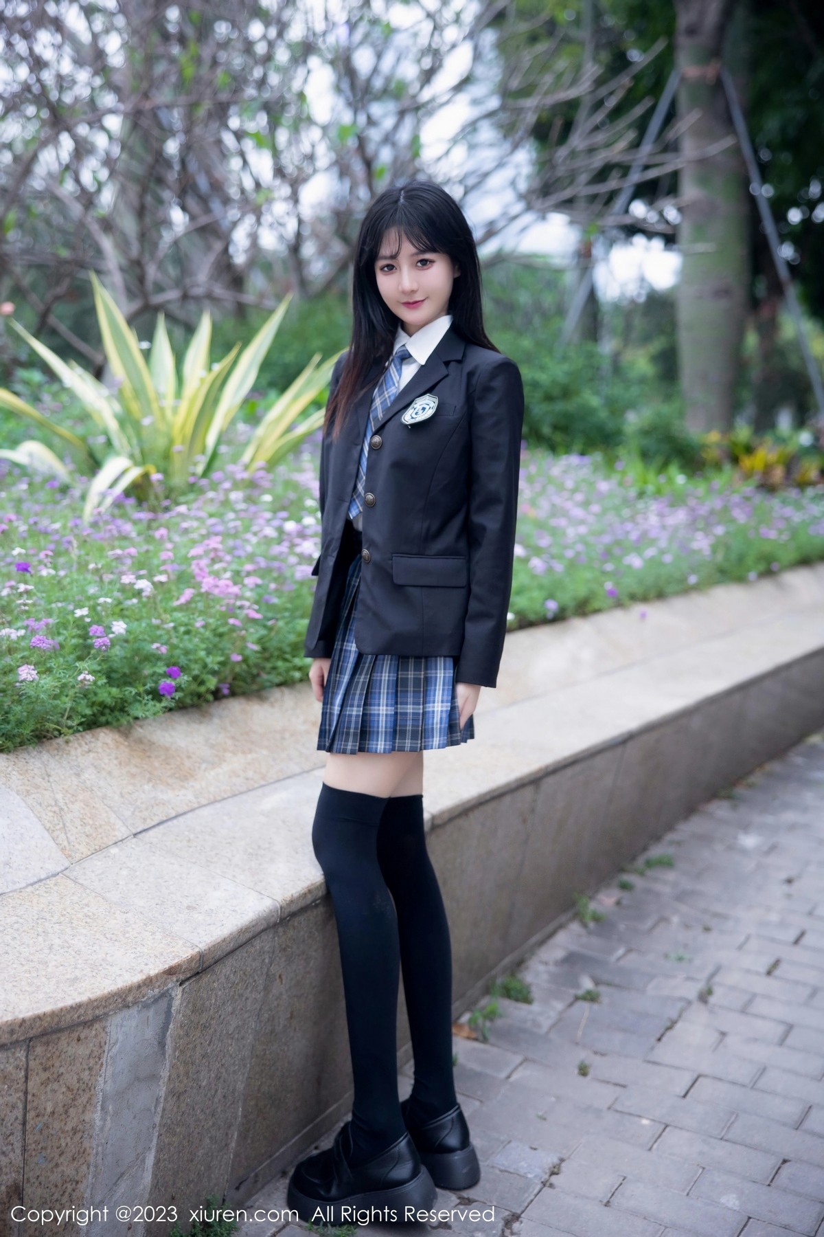[XiuRen]高清写真图 2023.04.28 No.6662 幼幼 制服美腿