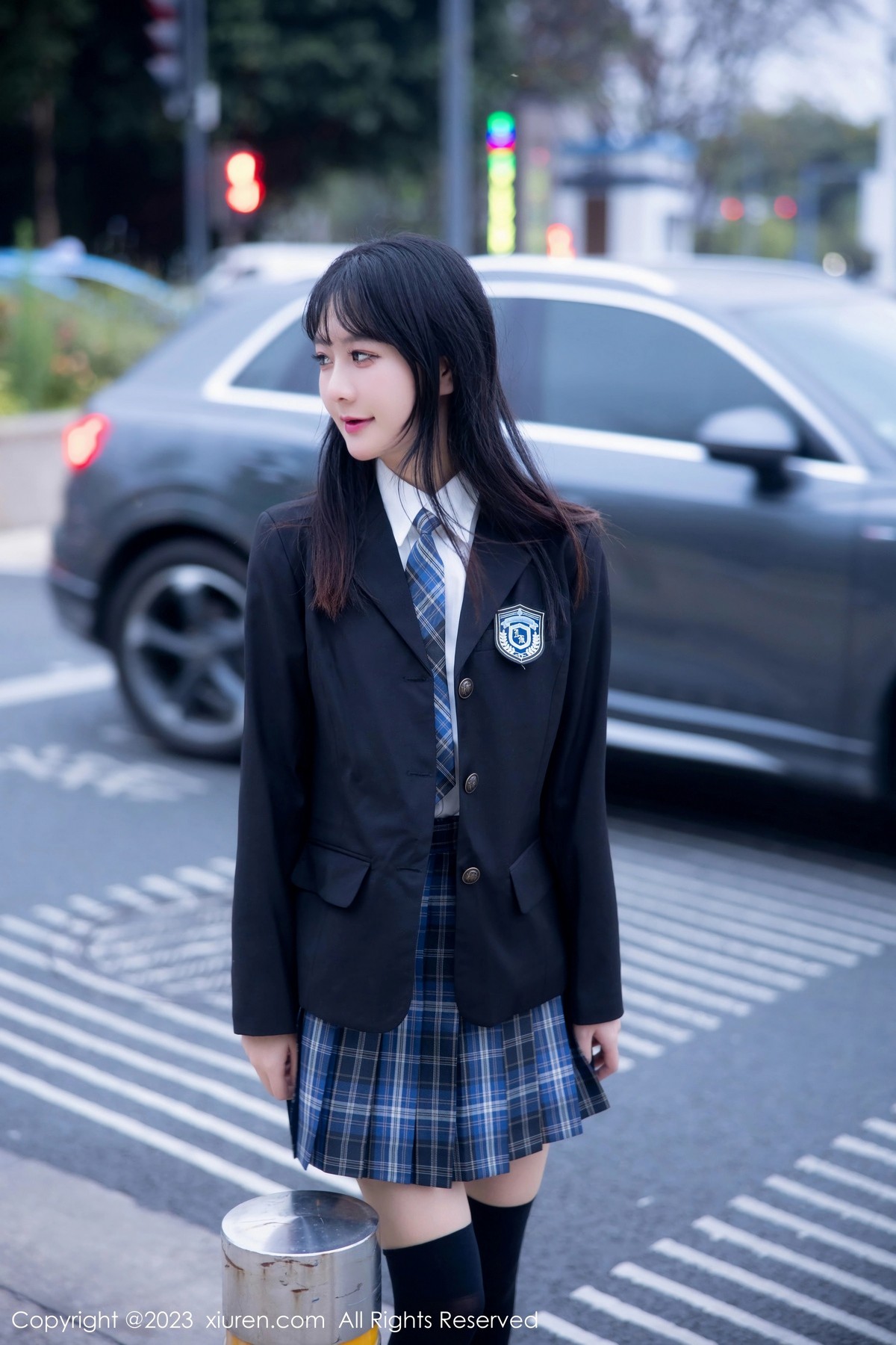 [XiuRen]高清写真图 2023.04.28 No.6662 幼幼 制服美腿