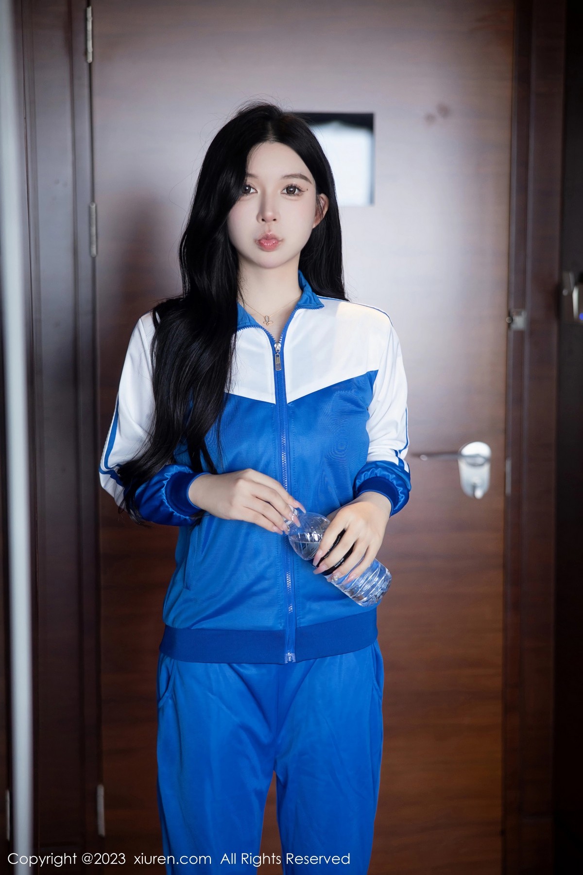 [XiuRen]高清写真图 2023.04.28 No.6660 林珊珊 运动服美腿