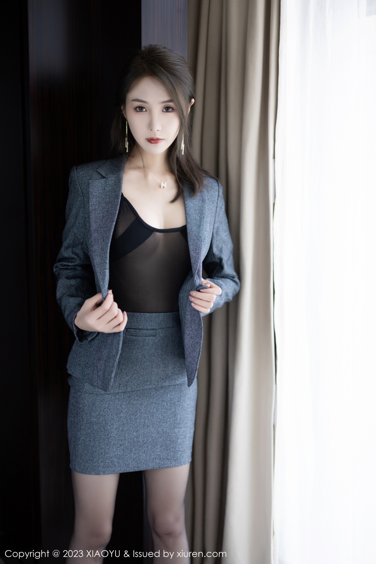 [XIAOYU]高清写真图 2023.06.05 VOL.1042 苏苏阿 黑丝Ol