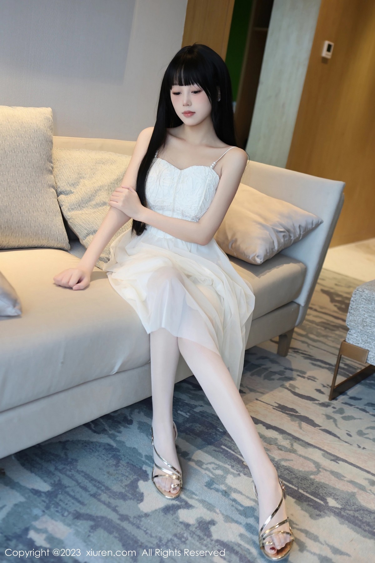 [XiuRen]高清写真图 2023.05.31 No.6828 早川京子 清纯美腿