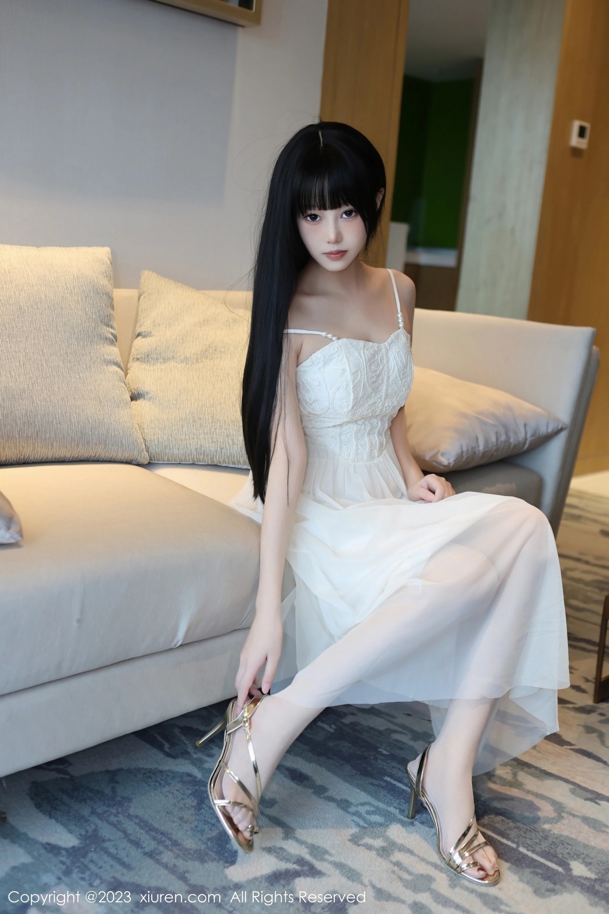 [XiuRen]高清写真图 2023.05.31 No.6828 早川京子 清纯美腿