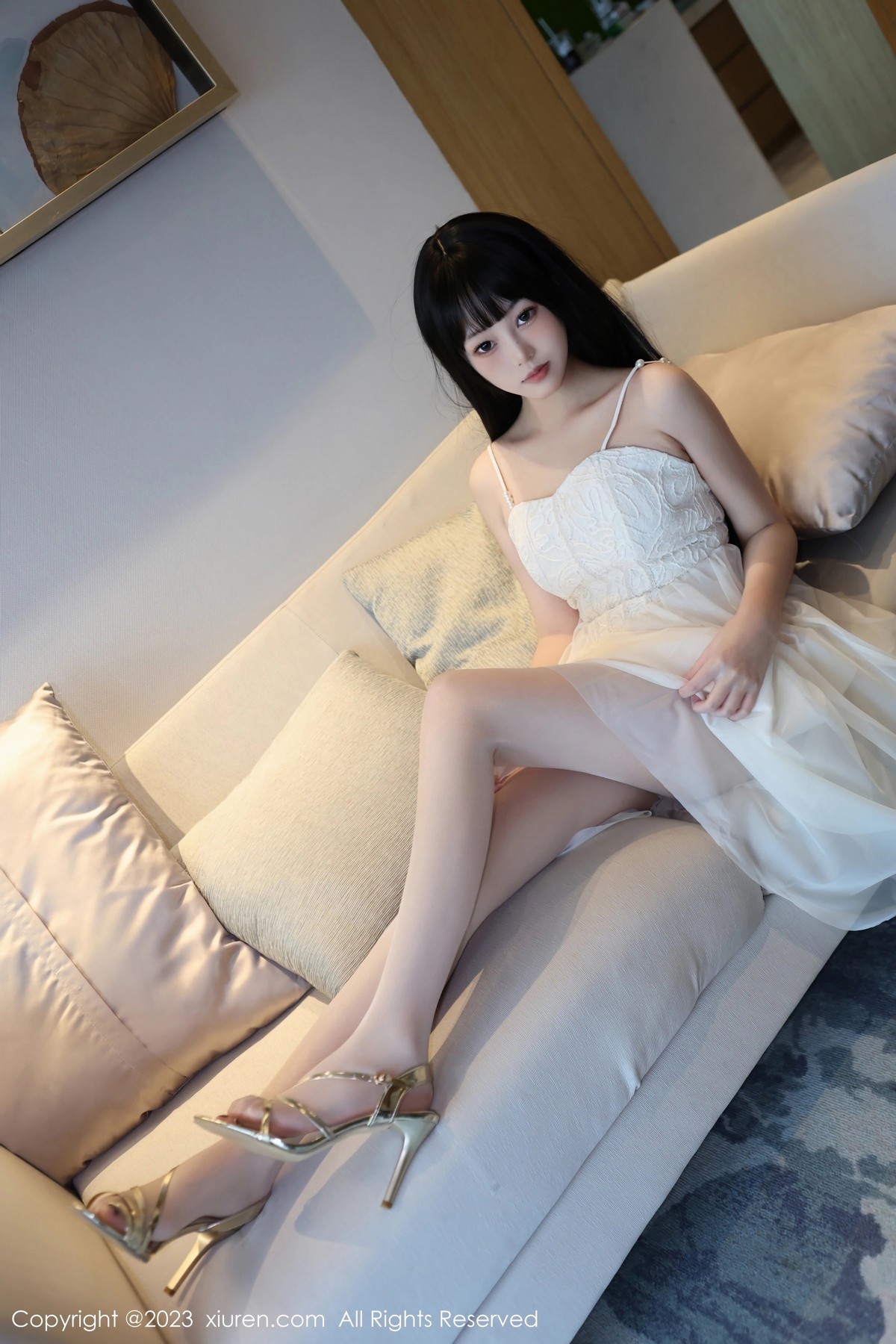 [XiuRen]高清写真图 2023.05.31 No.6828 早川京子 清纯美腿