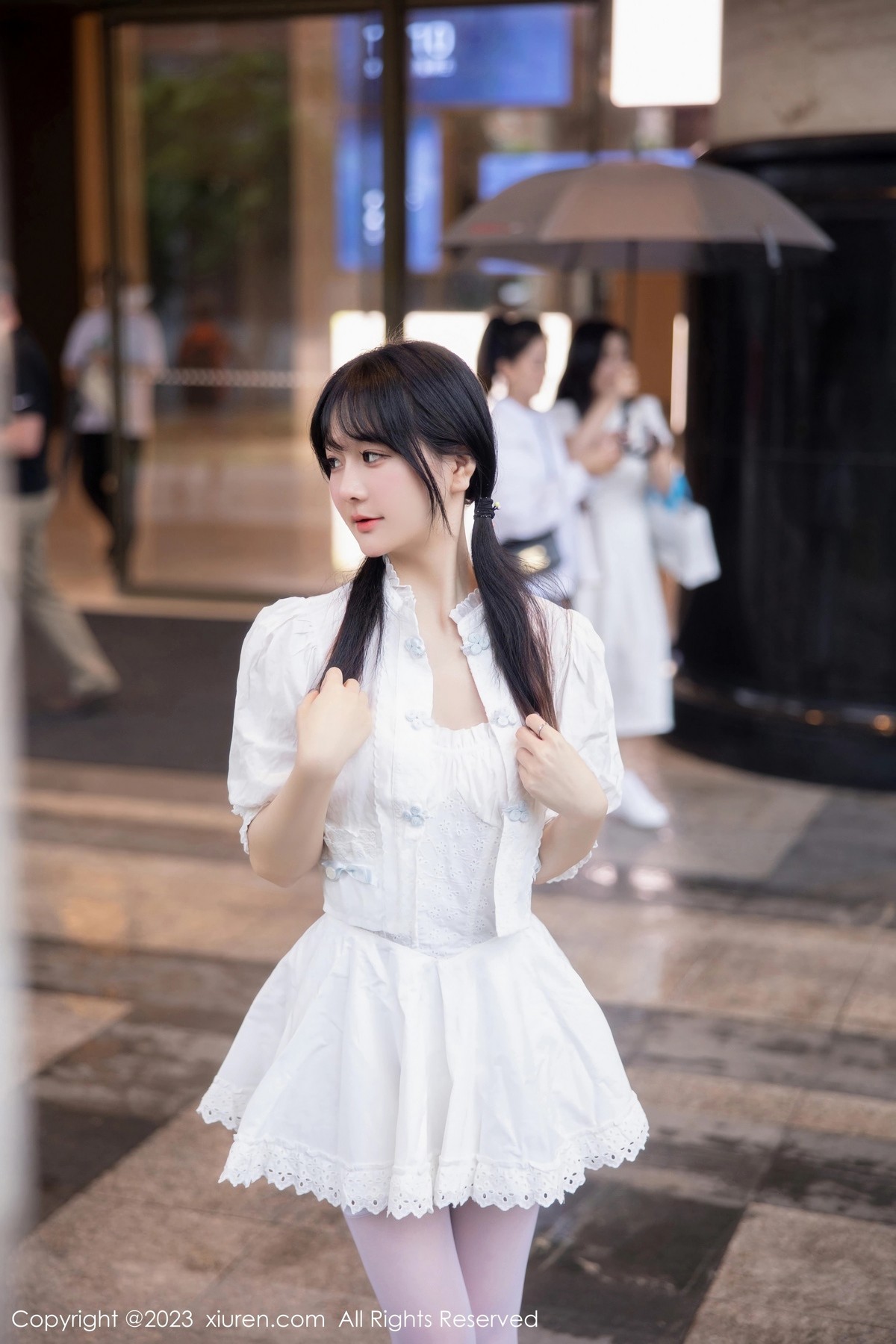 [XiuRen]高清写真图 2023.06.16 No.6933 幼幼 清纯美腿