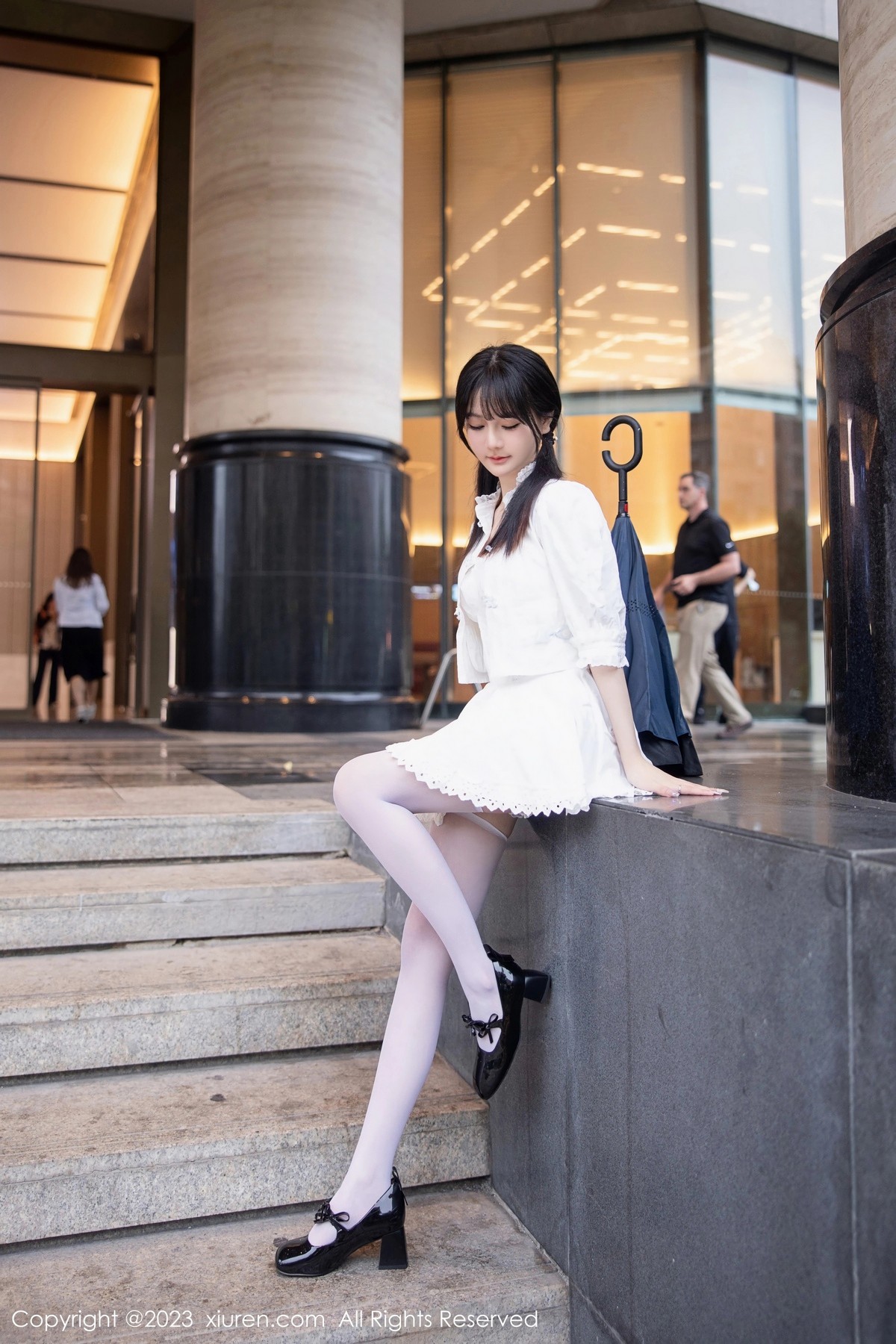[XiuRen]高清写真图 2023.06.16 No.6933 幼幼 清纯美腿