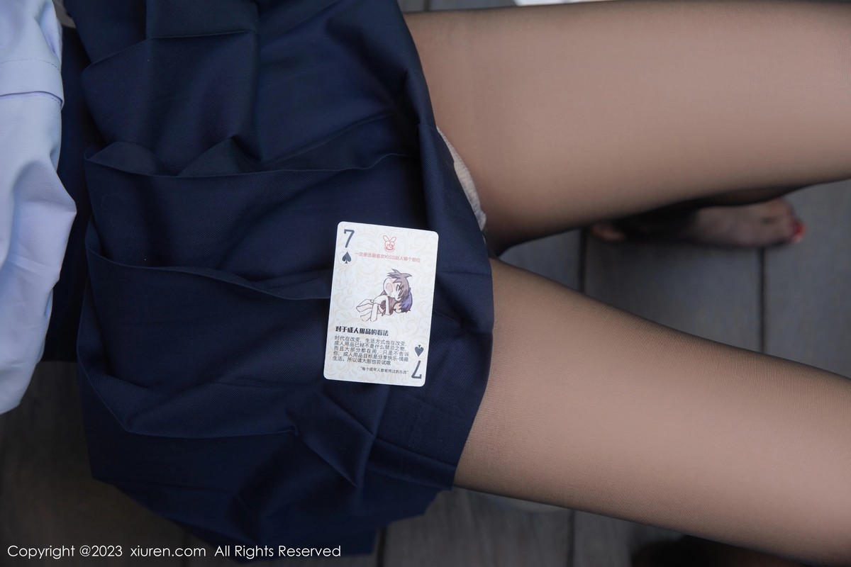 [XiuRen]高清写真图 2023.06.19 No.6940 谭小灵 短裙美腿