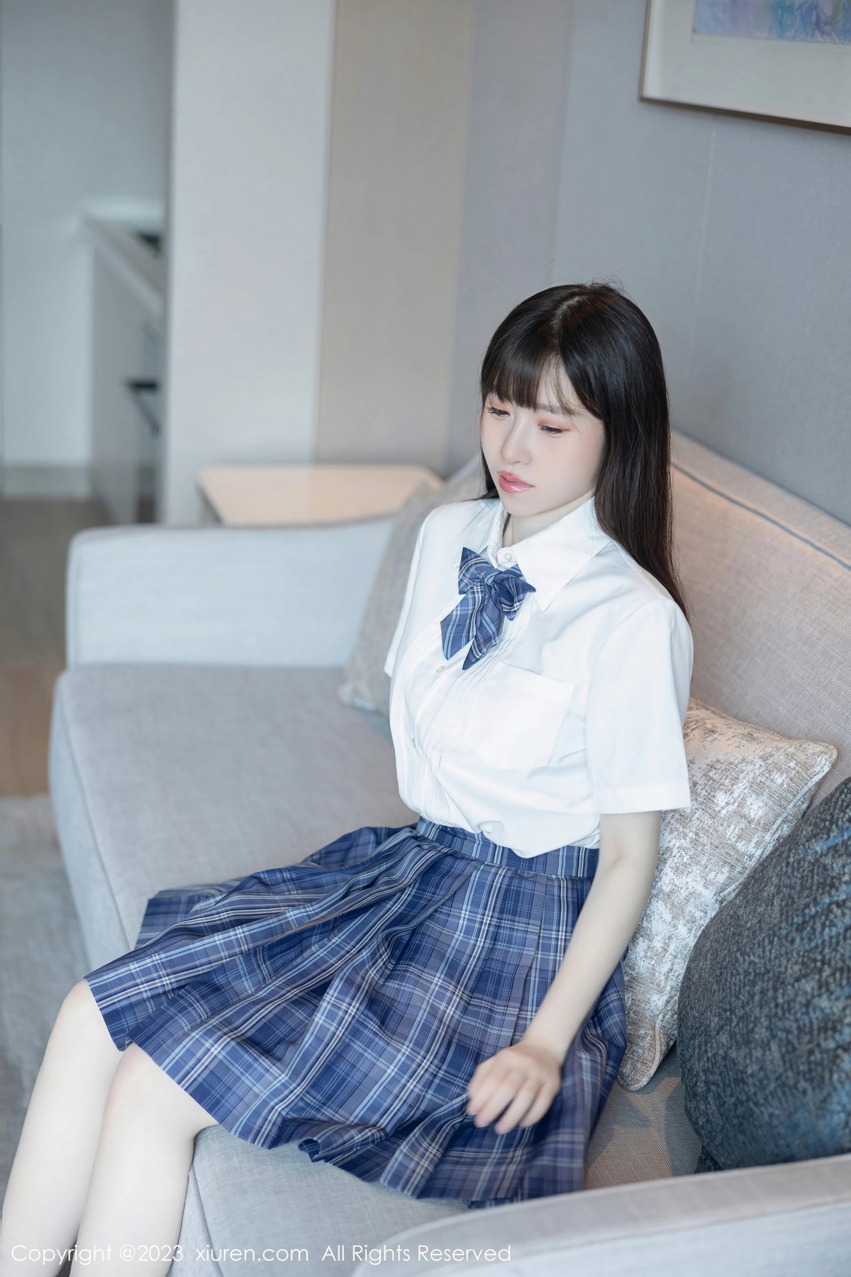 [XiuRen]高清写真图 2023.06.29 No.6993 林悠悠 格子裙美腿