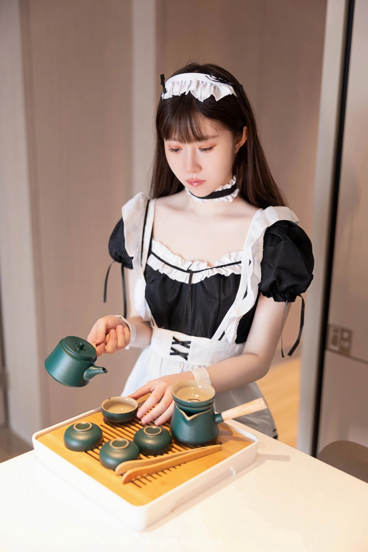 [XiuRen]高清写真图 2023.07.06 No.7034 林悠悠 黑丝美腿