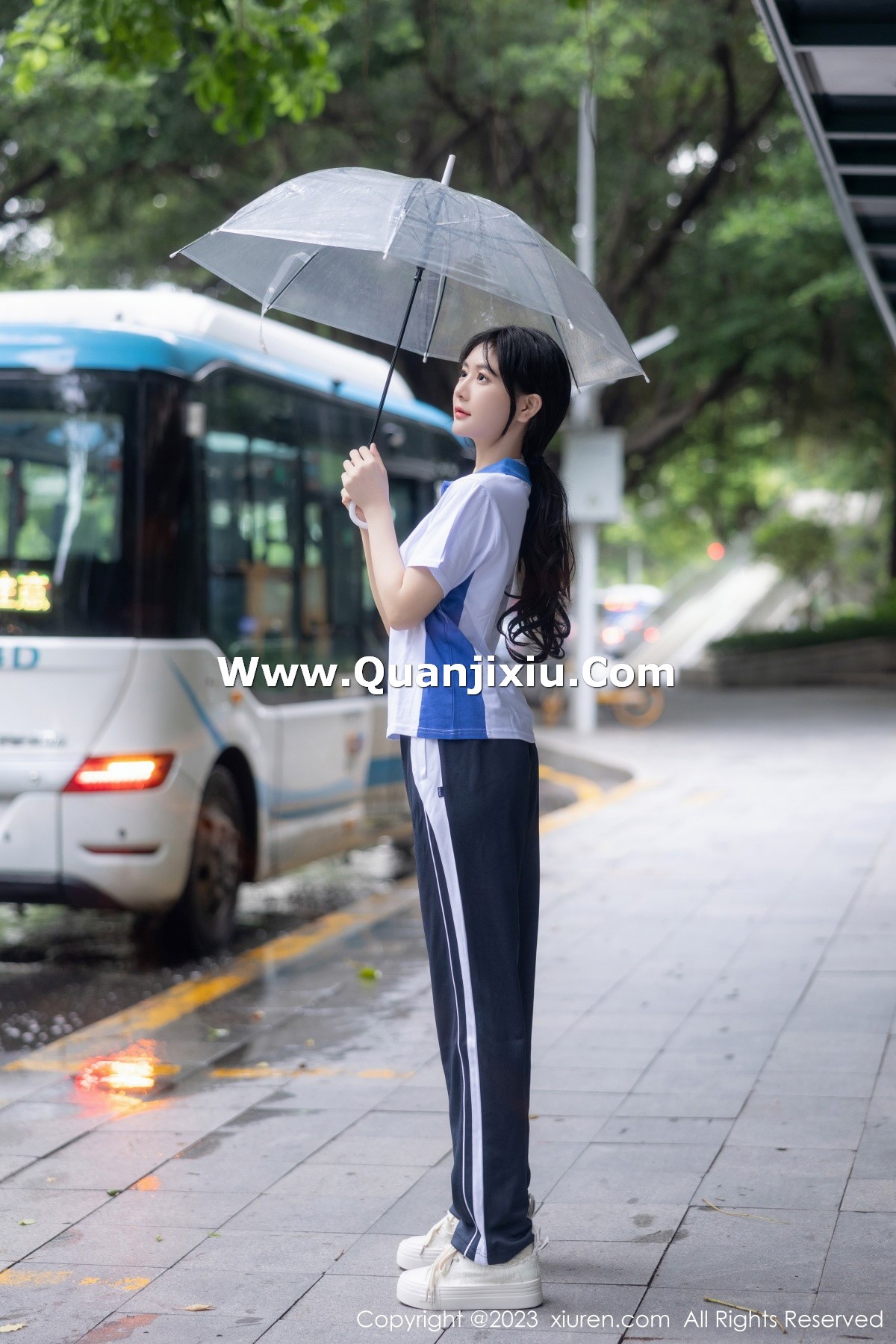 [XiuRen]高清写真图 2023.07.14 No.7085 幼幼 学生美腿