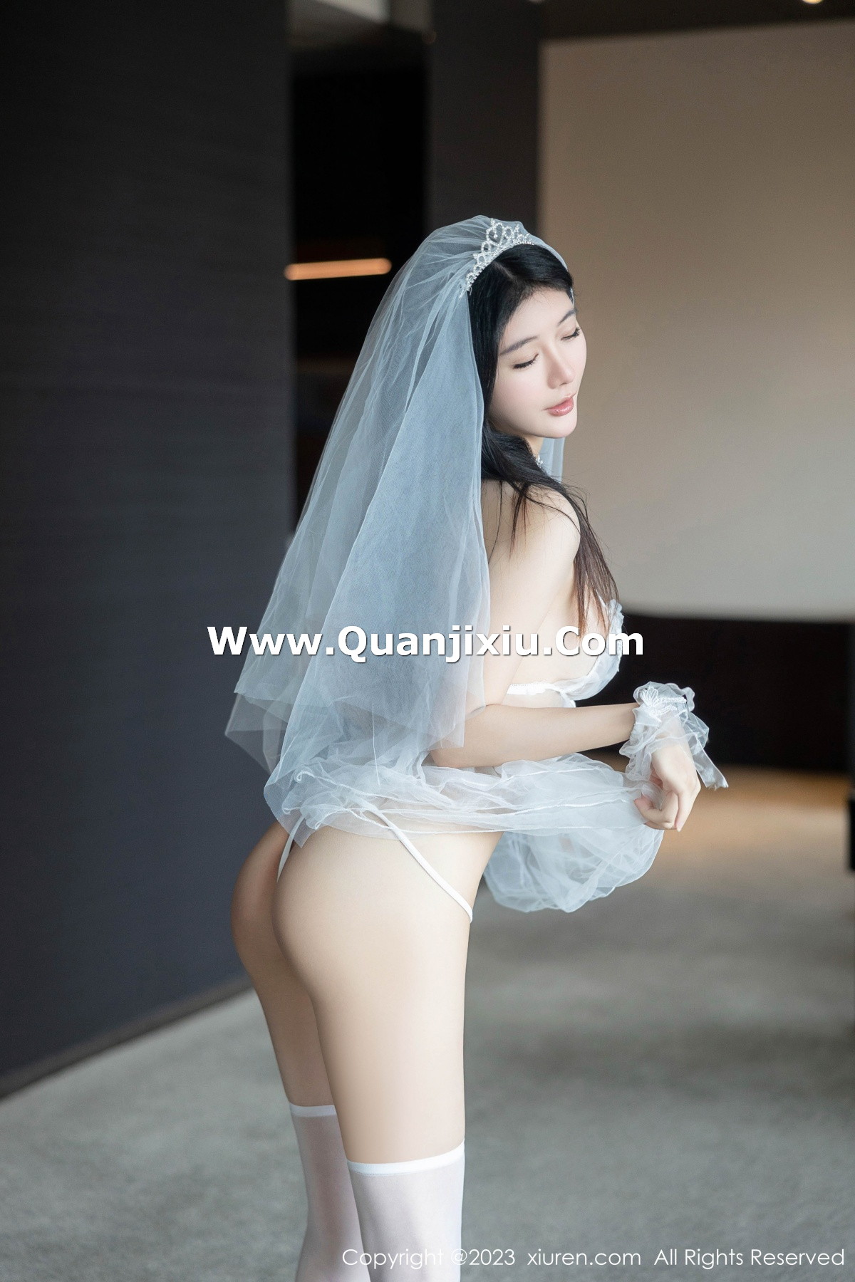 [XiuRen]高清写真图 2023.07.31 No.7165 幼幼 婚纱丝袜