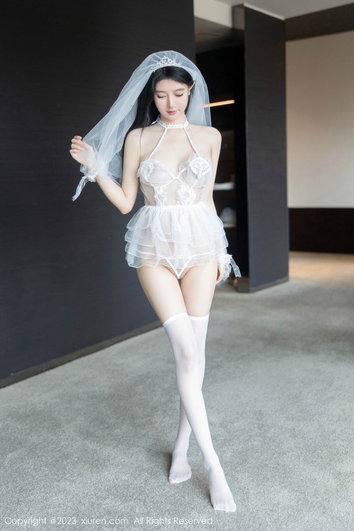 [XiuRen]高清写真图 2023.07.31 No.7165 幼幼 婚纱丝袜