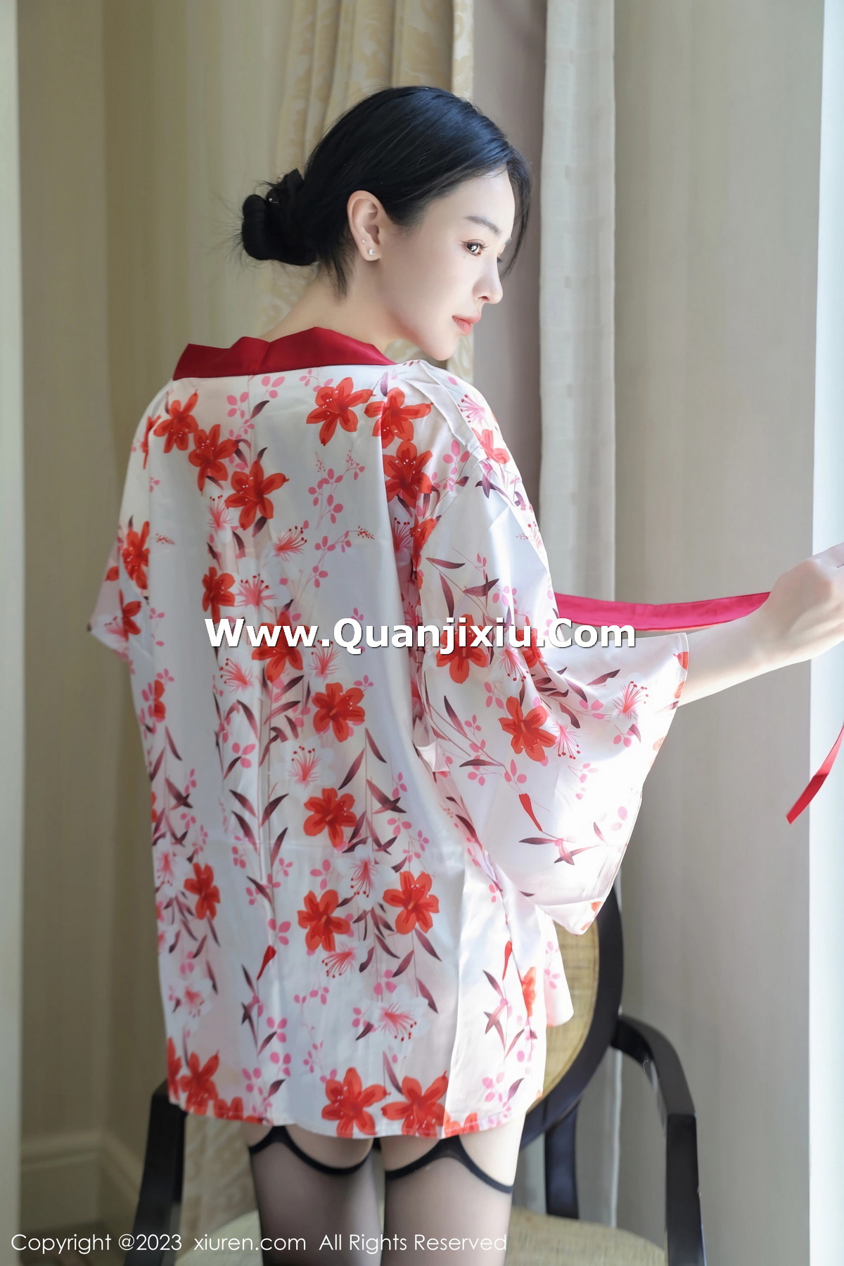 [XiuRen]高清写真图 2023.08.03 No.7177 米粒子 美腿和服