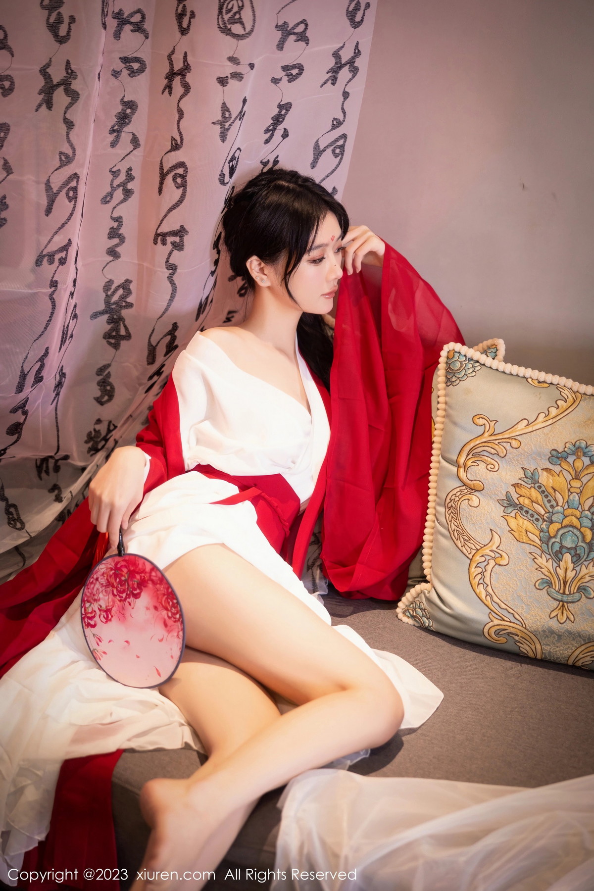 [XiuRen]高清写真图 2023.08.04 No.7192 幼幼 古装美腿