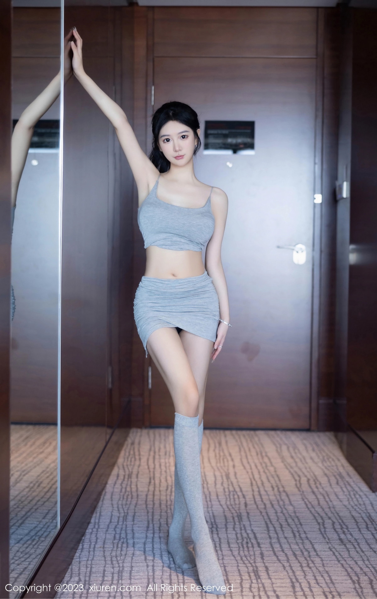 [XiuRen]高清写真图 2023.08.18 No.7258 模特合集 瑜伽美腿