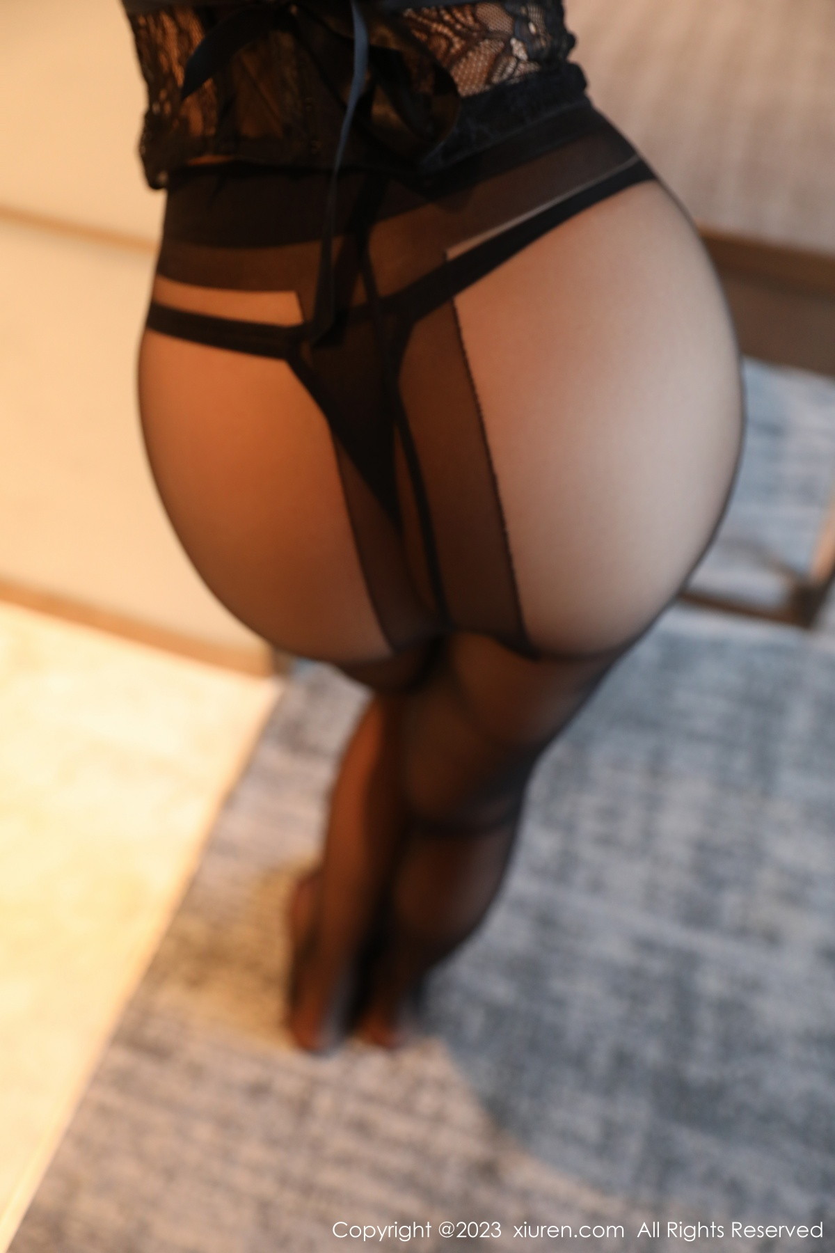[XiuRen]高清写真图 2023.09.19 No.7407 唐宁宁 黑丝美臀