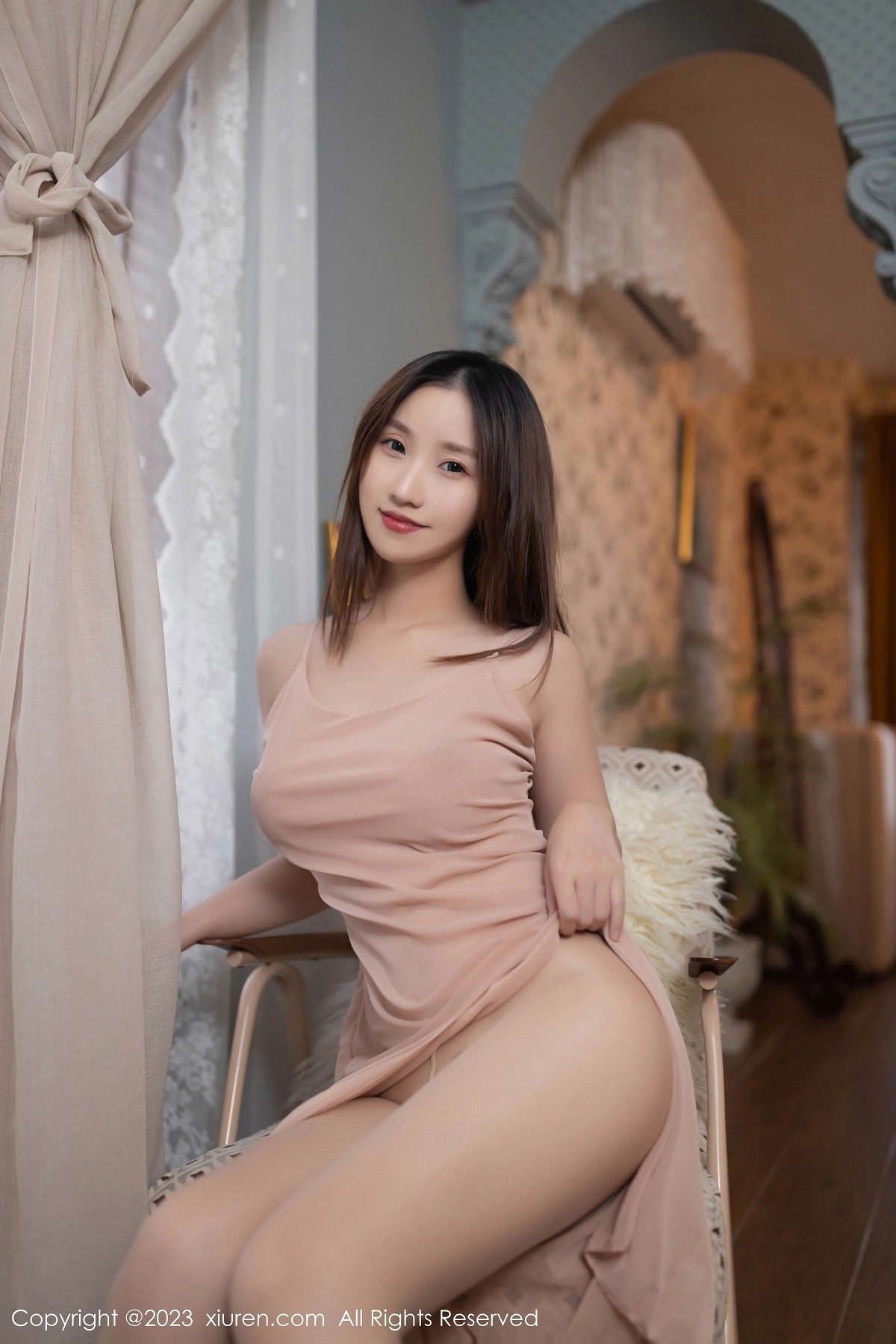 [XiuRen]高清写真图 2023.11.29 No.7738 杏子Yada 丝袜美腿