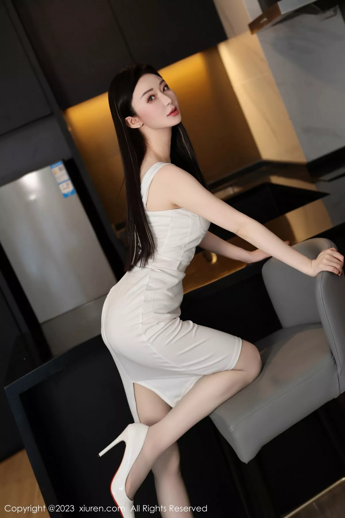 [XiuRen]高清写真图 2023.12.04 No.7756 田兮白 丰腴美臀
