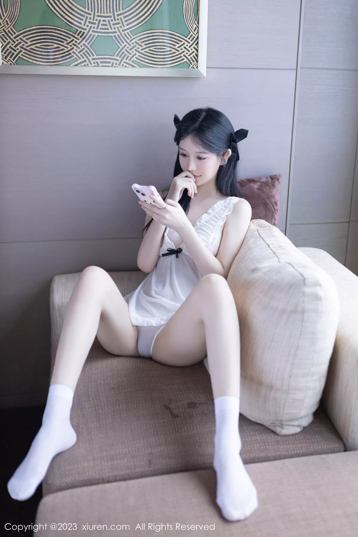 [XiuRen]高清写真图 2023.12.08 No.7789 幼幼 丝袜美腿