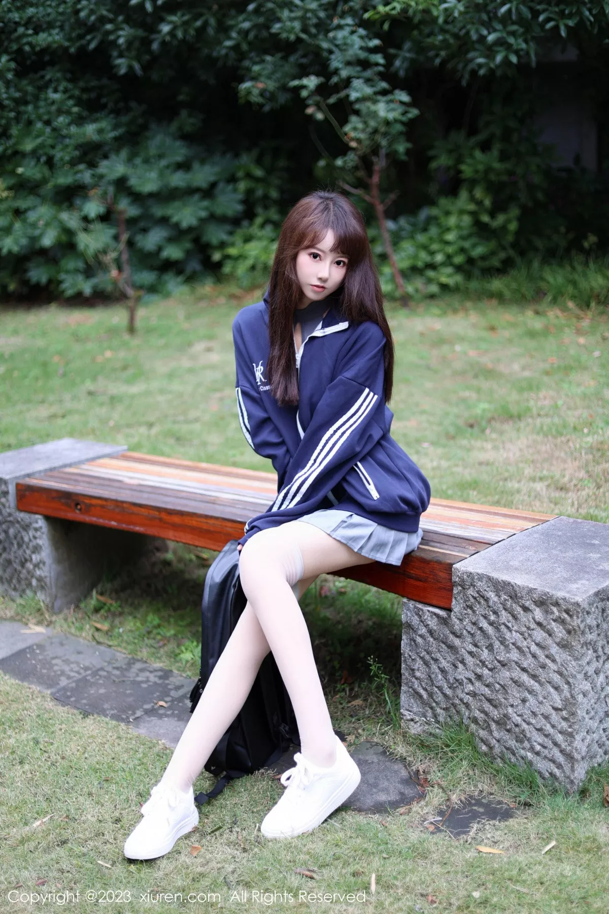 [XiuRen]高清写真图 2023.12.08 No.7784 韩系学妹 短裙美腿