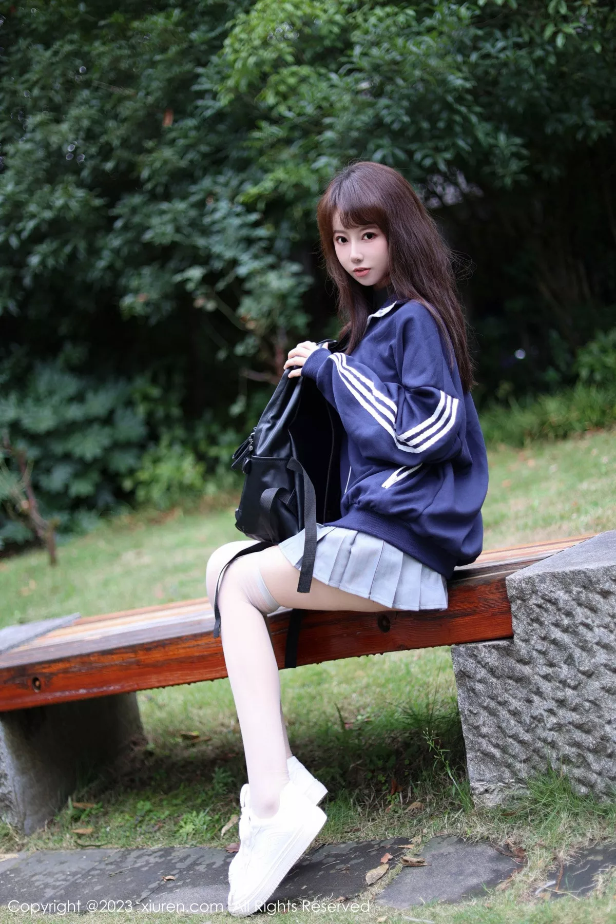 [XiuRen]高清写真图 2023.12.08 No.7784 韩系学妹 短裙美腿