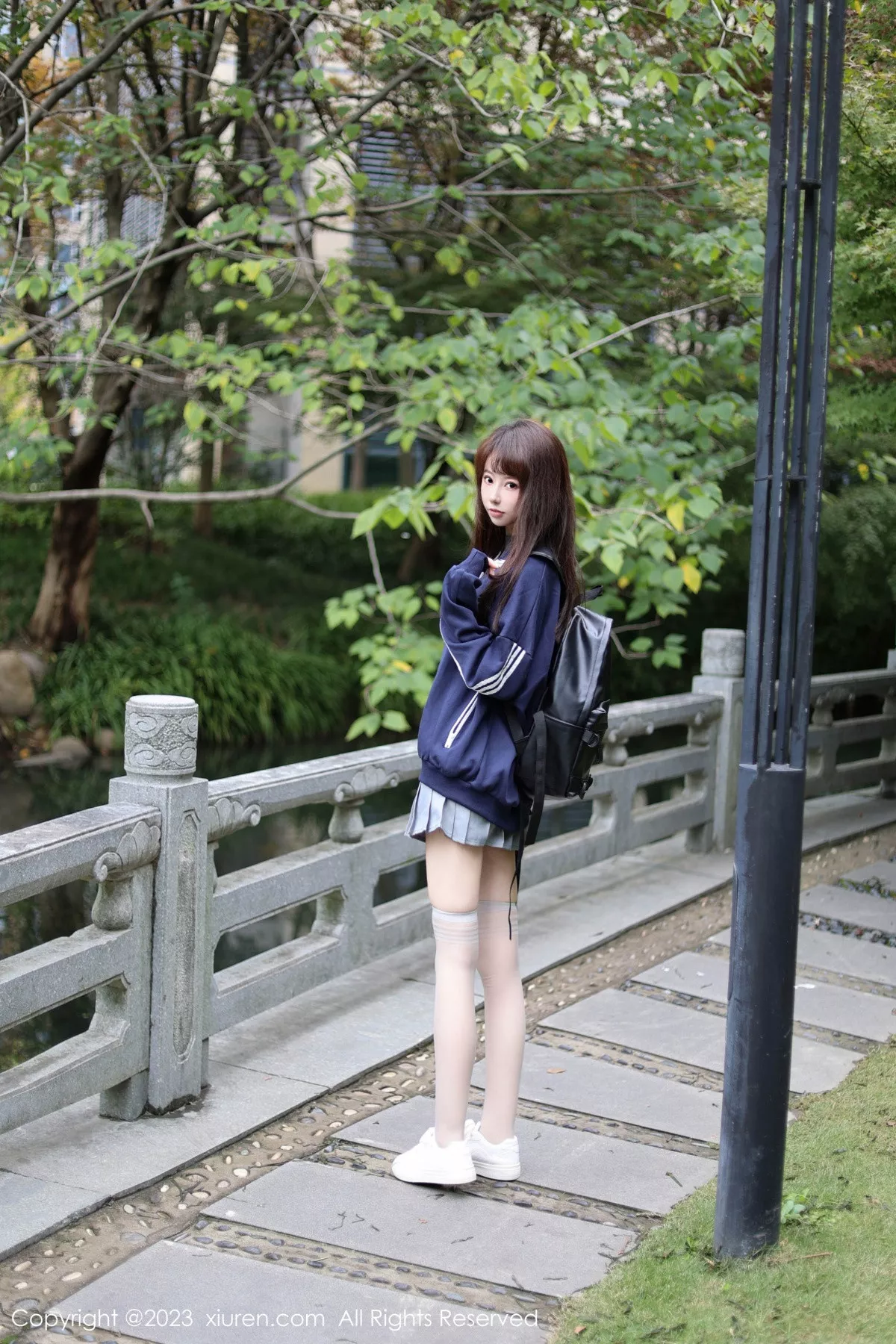 [XiuRen]高清写真图 2023.12.08 No.7784 韩系学妹 短裙美腿