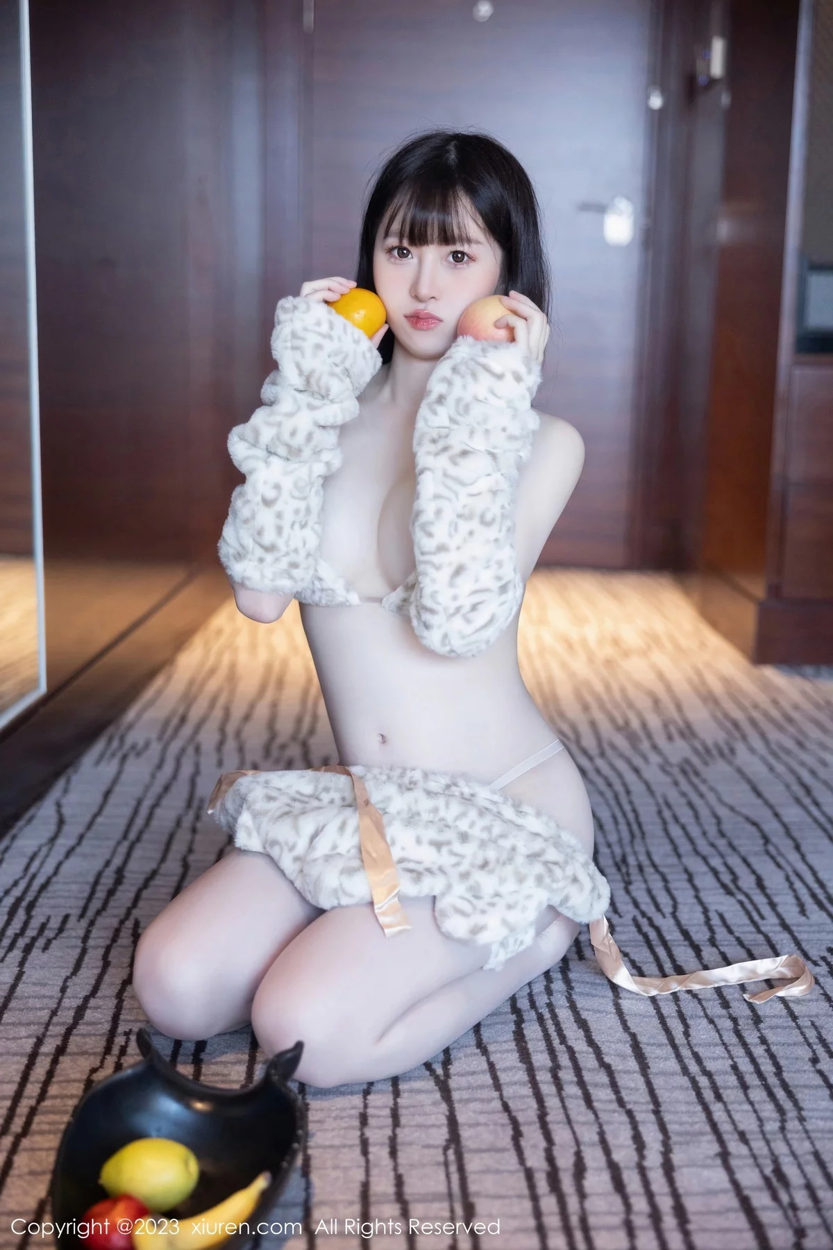 [XiuRen]高清写真图 2023.12.13 No.7803 林悠悠 丰腴美臀