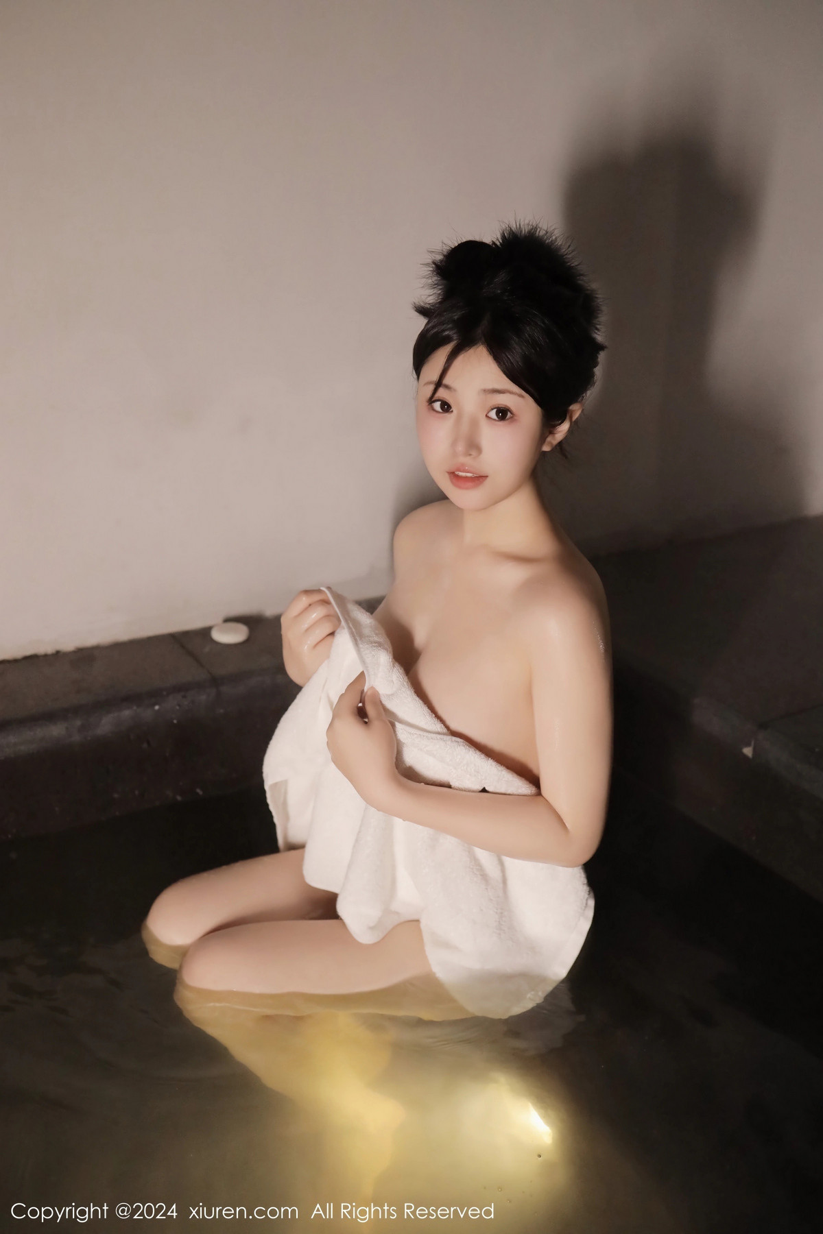 [XiuRen]高清写真图 2024.01.18 No.7977 陈小花 新人沐浴