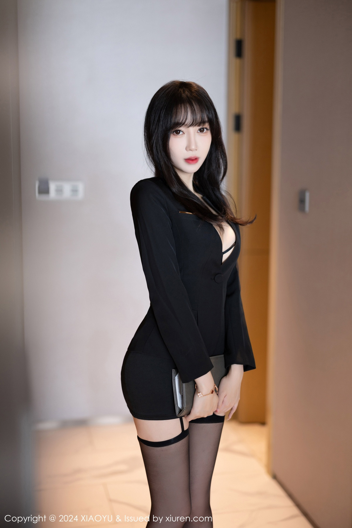 [XIAOYU]高清写真图 2024.01.29 VOL.1193 月崽 黑丝美腿
