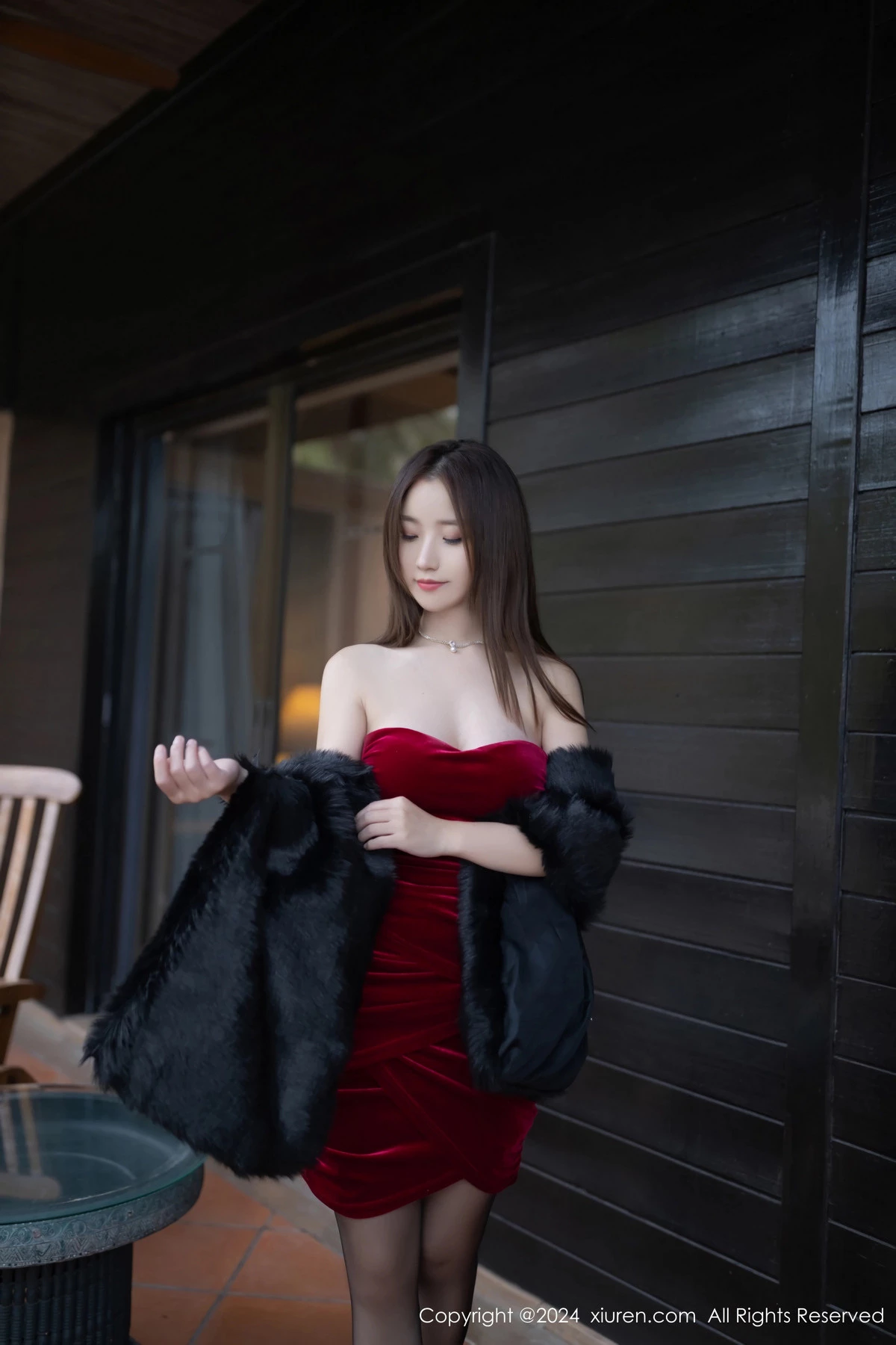 [XiuRen]高清写真图 2024.02.06 No.8077 杏子Yada 相亲情节