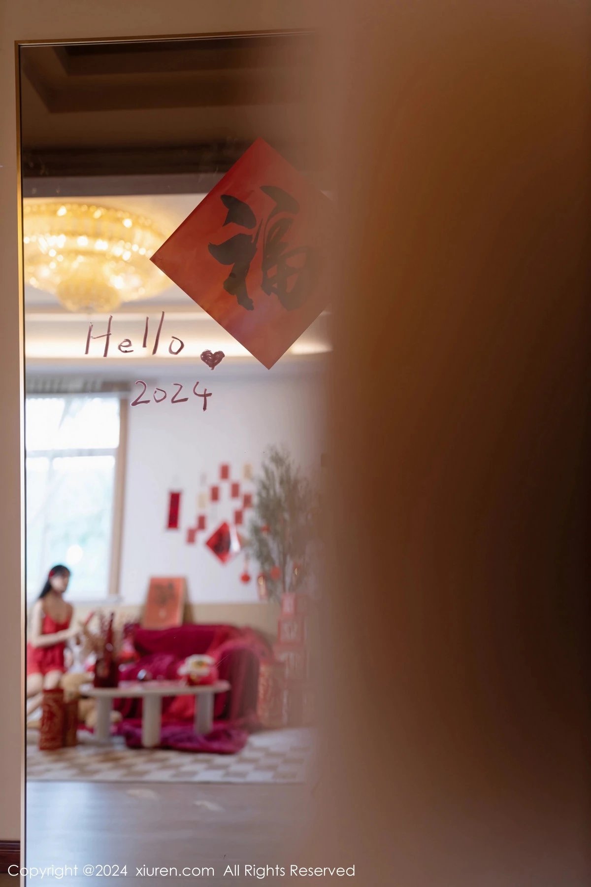 [XiuRen]高清写真图 2024.02.08 No.8098 幼幼 春节美腿
