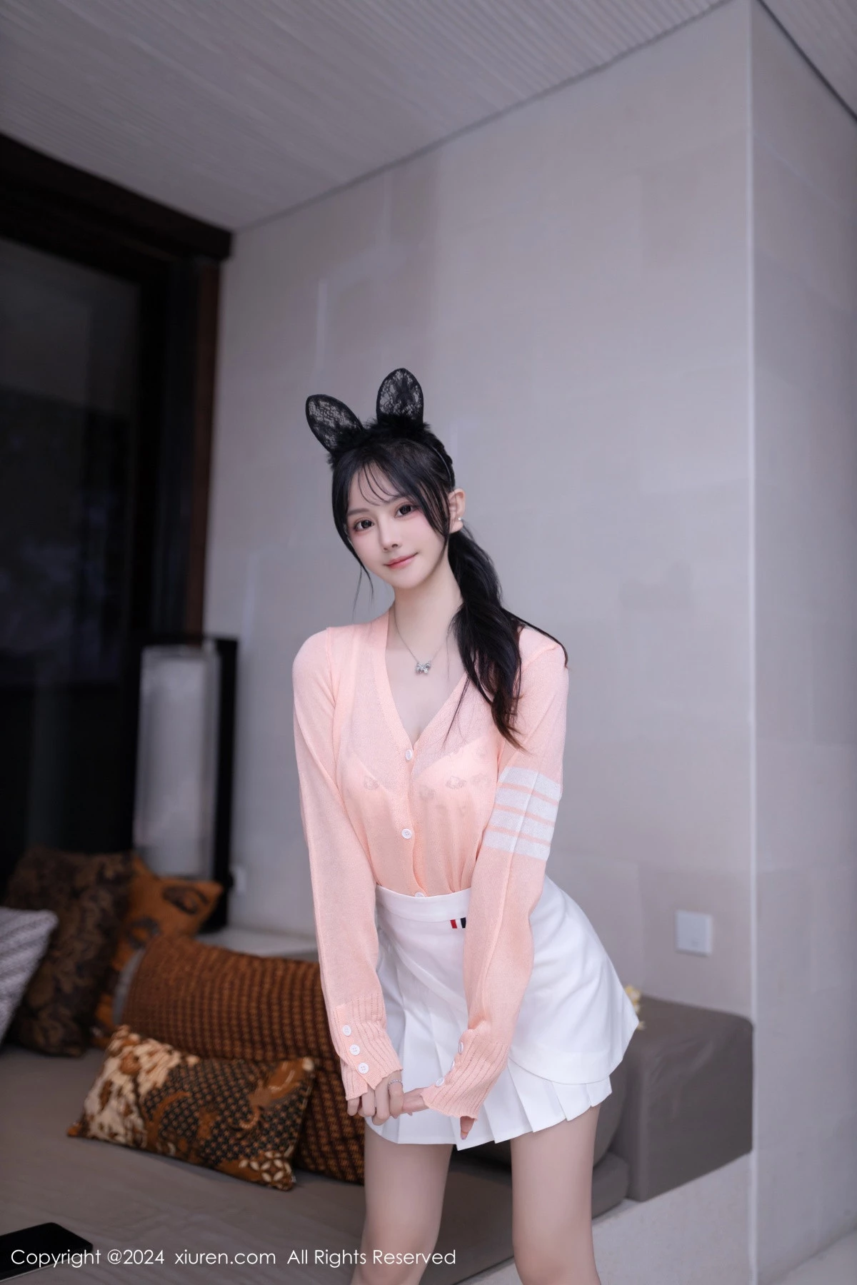 [XiuRen]高清写真图 2024.02.23 No.8138 幼幼 性感美腿
