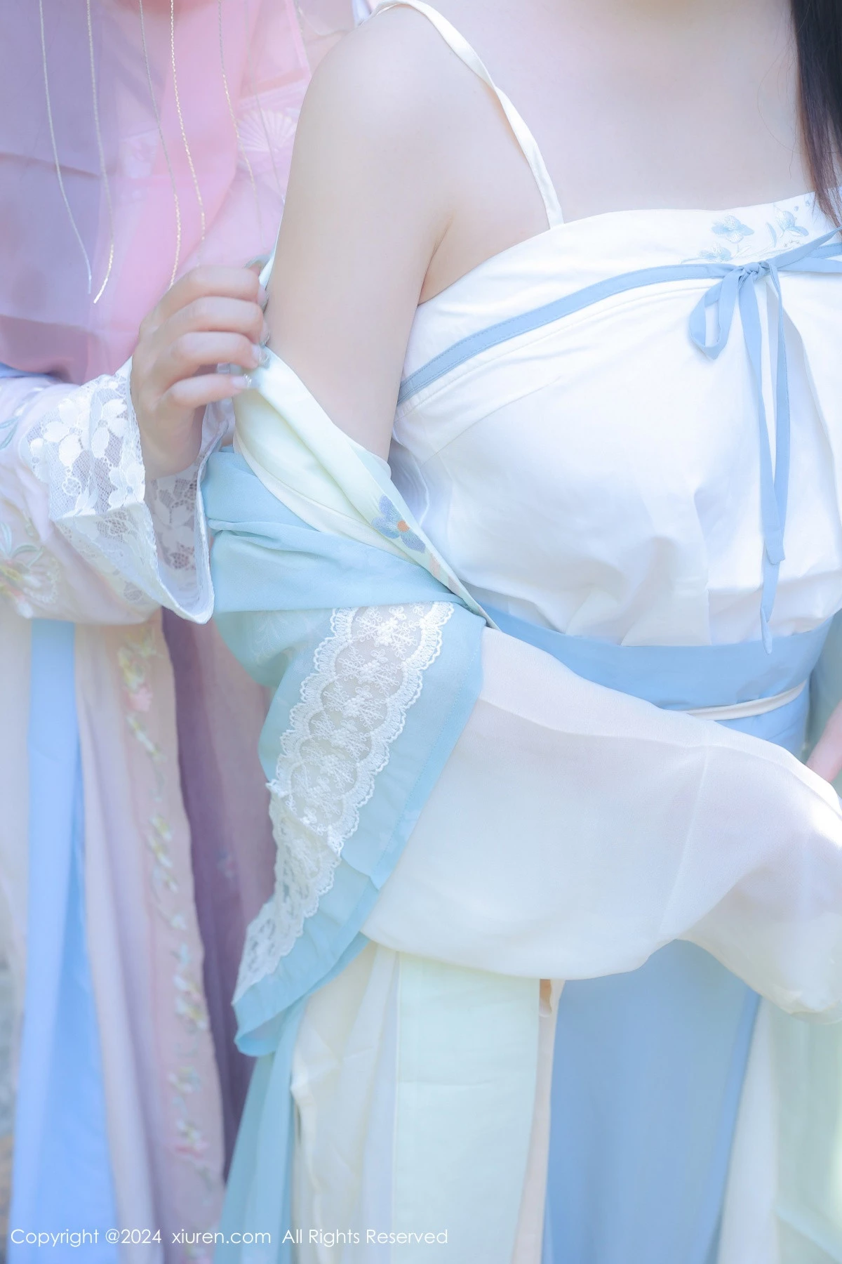 [XiuRen]高清写真图 2024.02.23 No.8137 豆瓣酱 模特合集