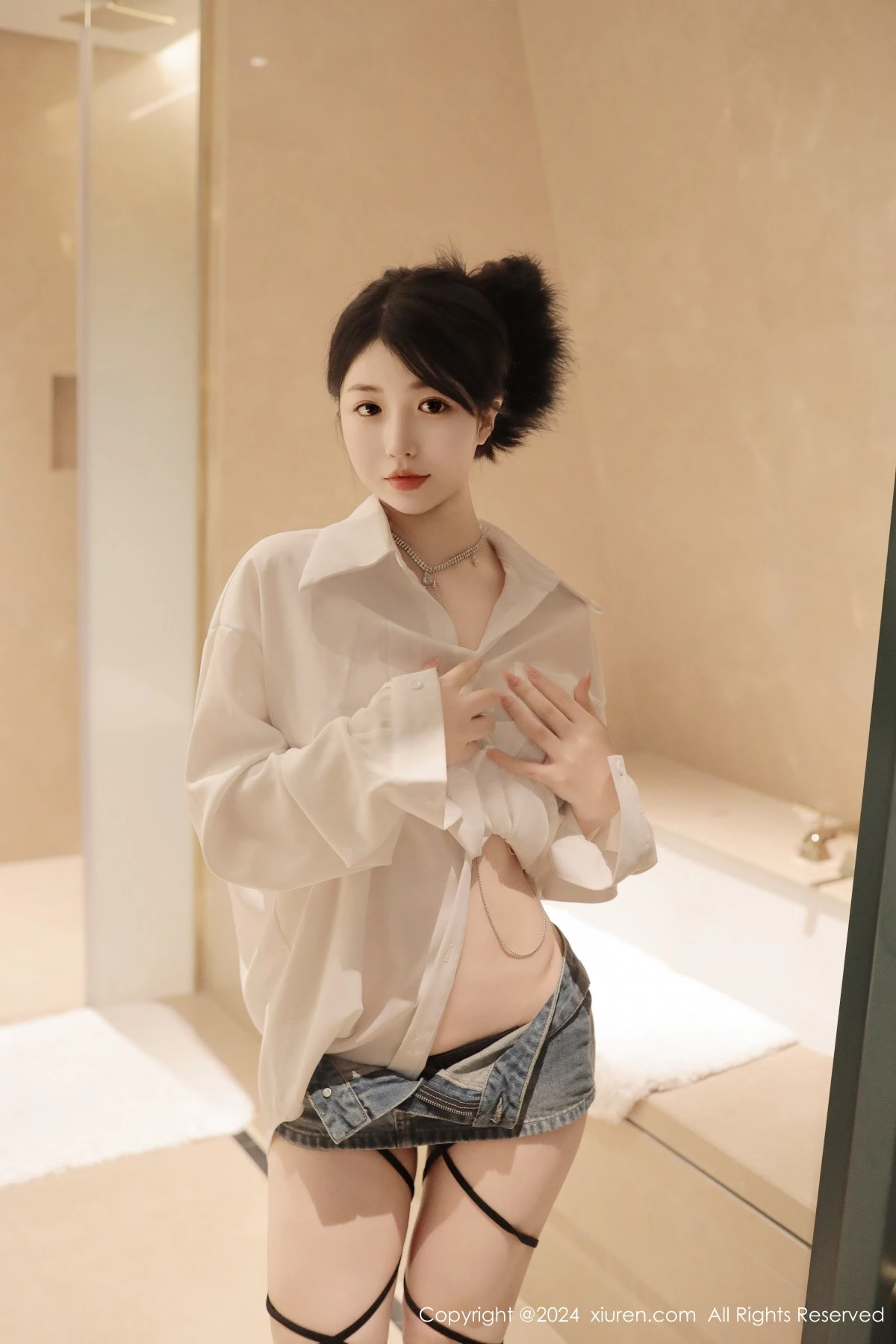 [XiuRen]高清写真图 2024.04.16 No.8400 陈小花 美胸性感