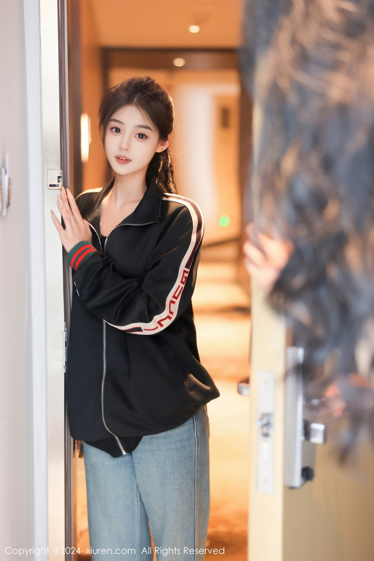 [XiuRen]高清写真图 2024.06.07 No.8668 周周不吃香菜 模特合集