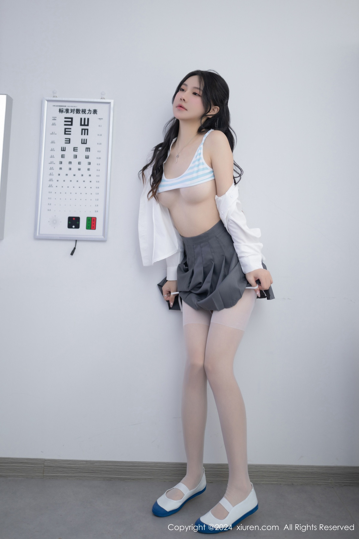 [XiuRen]高清写真图 2024.07.12 No.8852 幼幼 JK制服