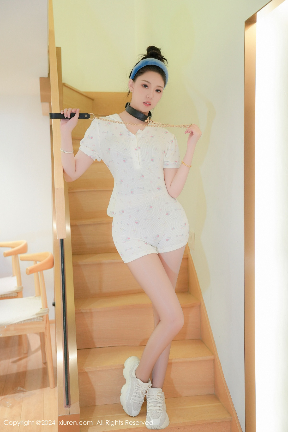 [XiuRen]高清写真图 2024.07.29 No.8930 小波多 丝袜美腿