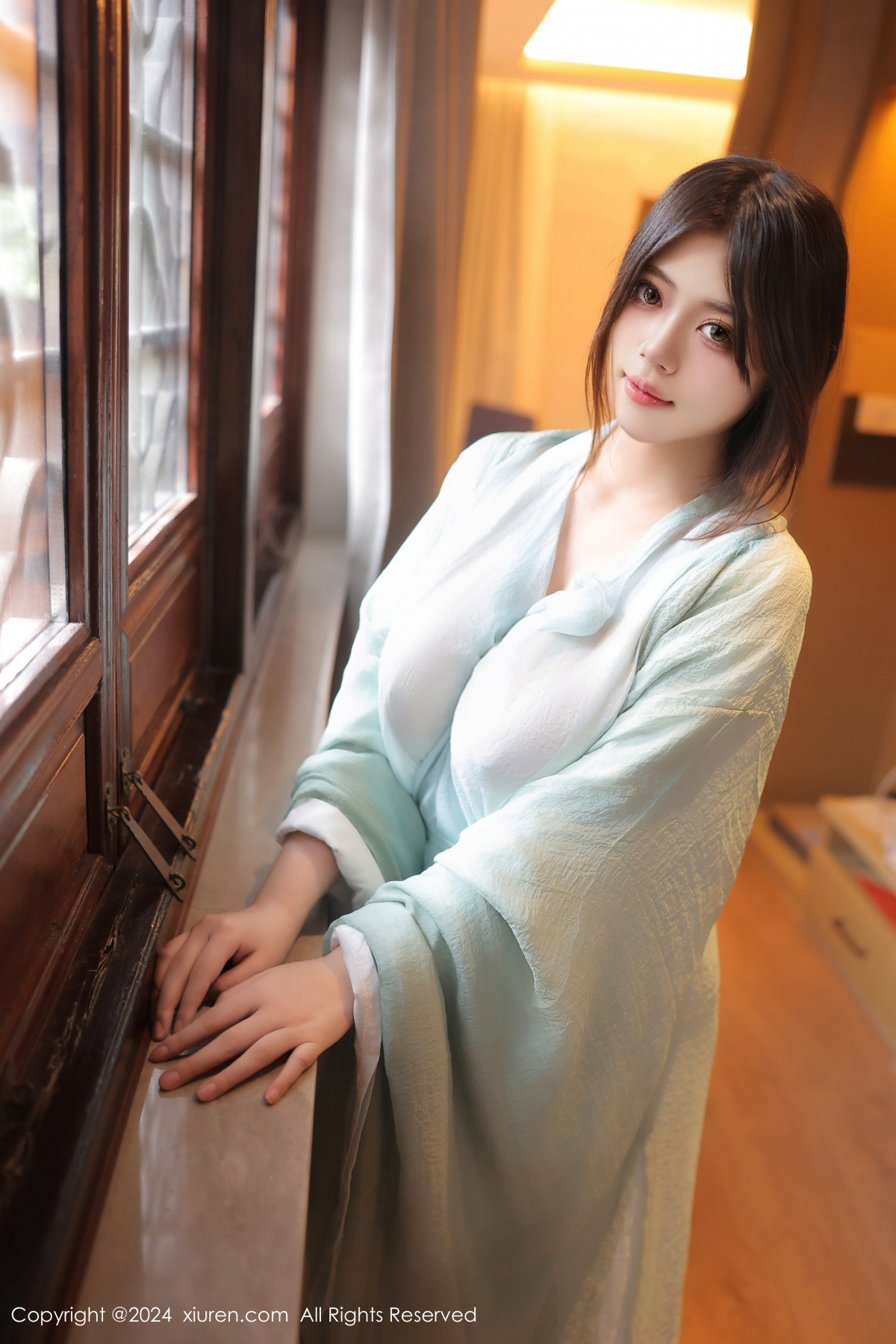 [XiuRen]高清写真图 2024.07.30 No.8937 蛋蛋宝 丝袜美腿