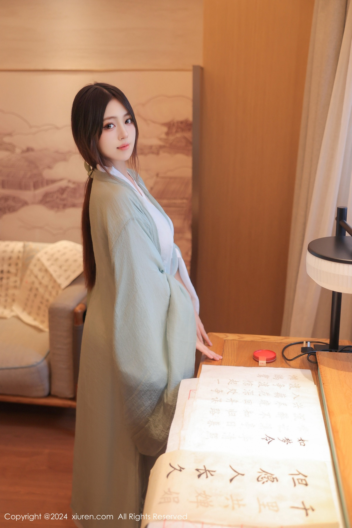 [XiuRen]高清写真图 2024.07.30 No.8937 蛋蛋宝 丝袜美腿